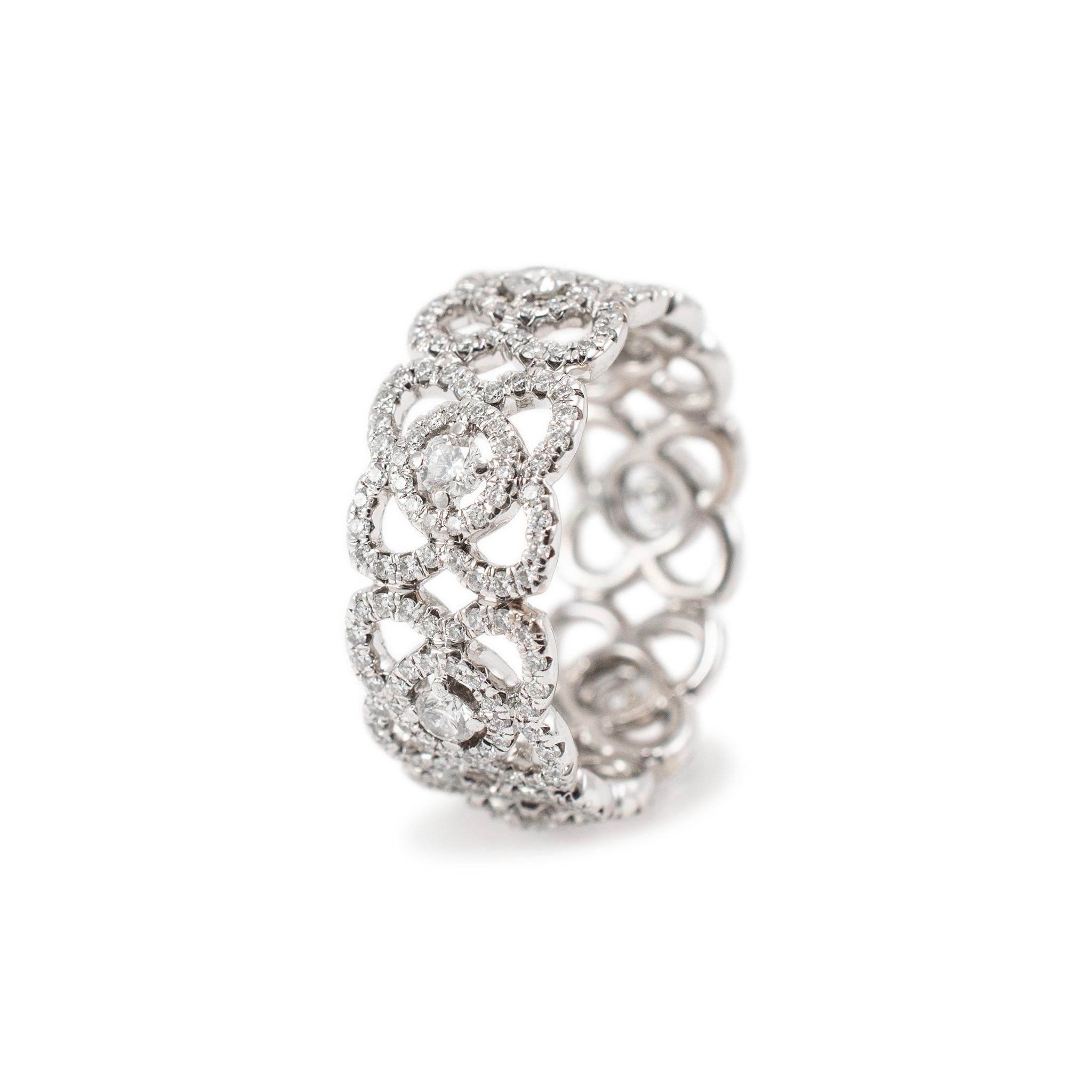 De Beers 18 Karat Weißgold Verschönerter Lotusblumen-Pavé-Diamant-Ring (Rundschliff)