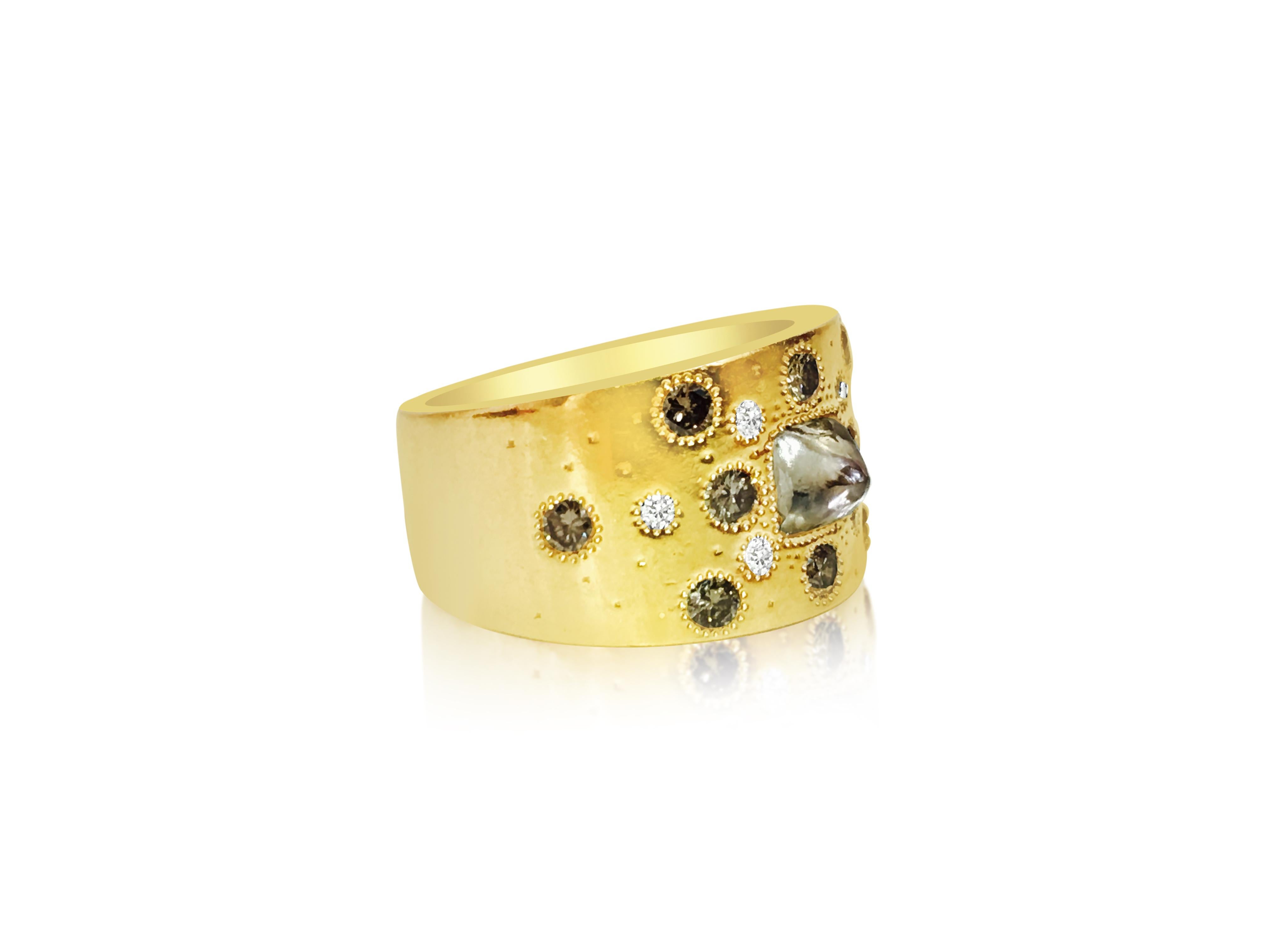 Brilliant Cut De Beers, 18K Yellow Gold & Rough Diamond Ring. For Sale