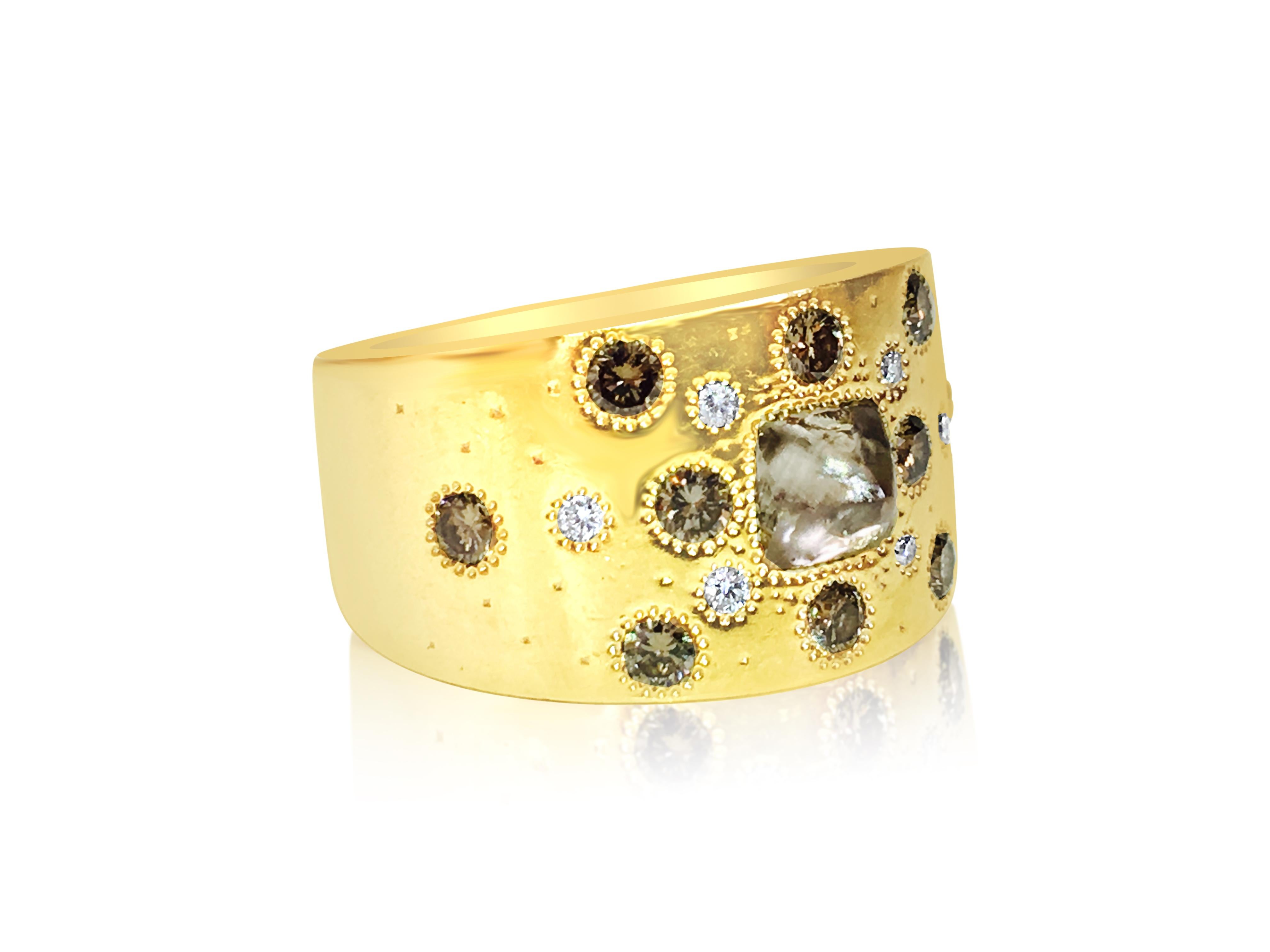 Brilliant Cut De Beers, 18K Yellow Gold & Rough Diamond Ring. For Sale