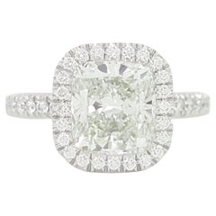 De Beers 2,54 ct Aura Elongated Cushion Brilliante Cut Diamond Halo Anello in platino