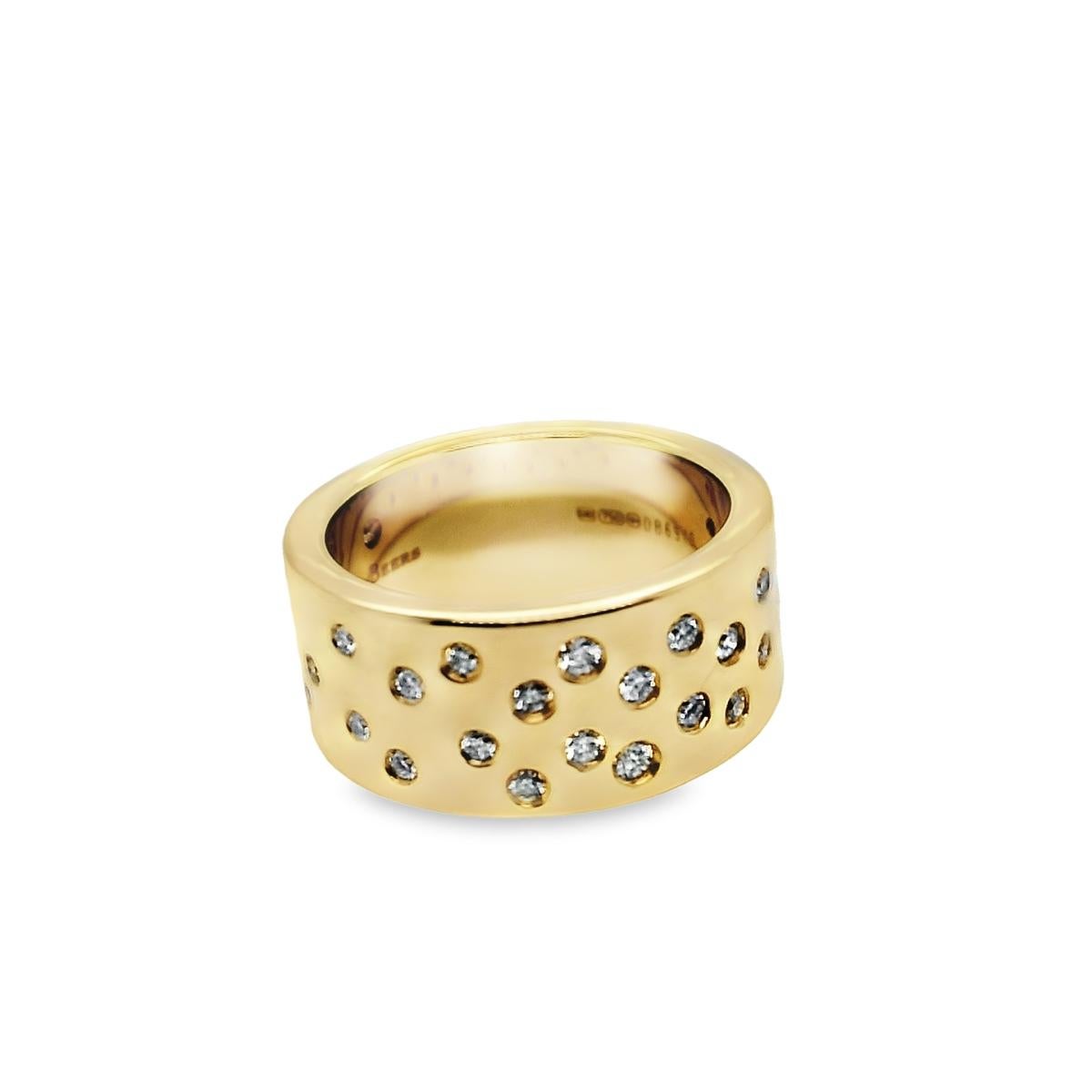 De Beers 9 mm breiter Diamant-Ring mit breitem Band  (Brillantschliff) im Angebot