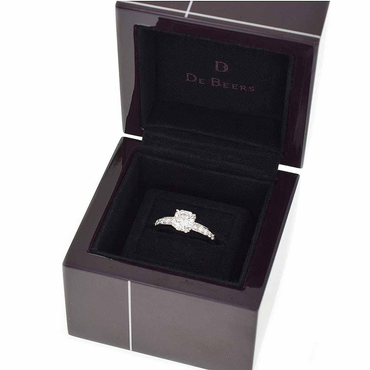 Anillo De Beers Clásico Solitario 1,00 ct Diamante F-VVS1 Platino US 5.5 en venta 2