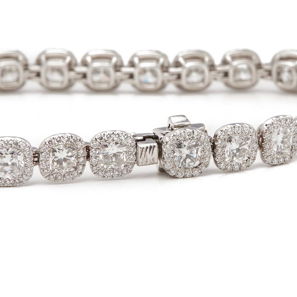 De Beers Cushion Cut Diamond 18ct White Gold Aura Bracelet en Excelente estado para la venta en Bishop's Stortford, Hertfordshire