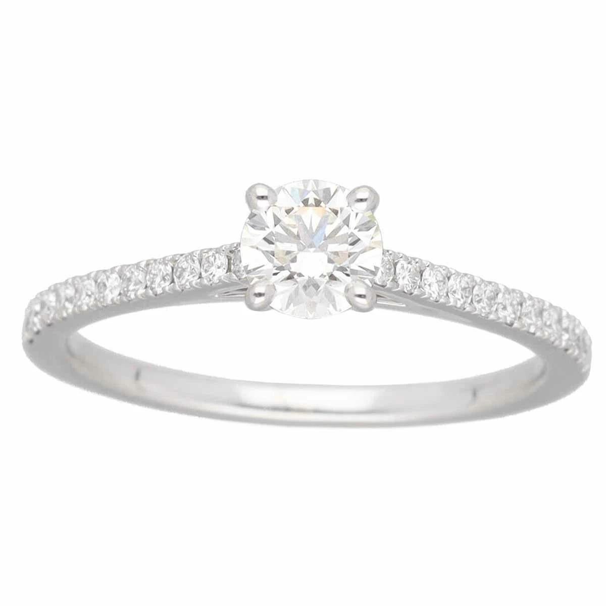 Artikel Nr.: 31761118
■Marke: De Beers
■Name: DB Klassischer Pave Solitär Ring
MATERIAL: 1P Diamant (0,40ct G-VS1-3Ex), seitlicher Diamant, Pt950 Platin
Gewicht: 2,4 g (ca.)
■ Ringgröße: EU: #50 / USA: 5,25 (ca.)
Breite: 1.43mm / 0.05 Zoll