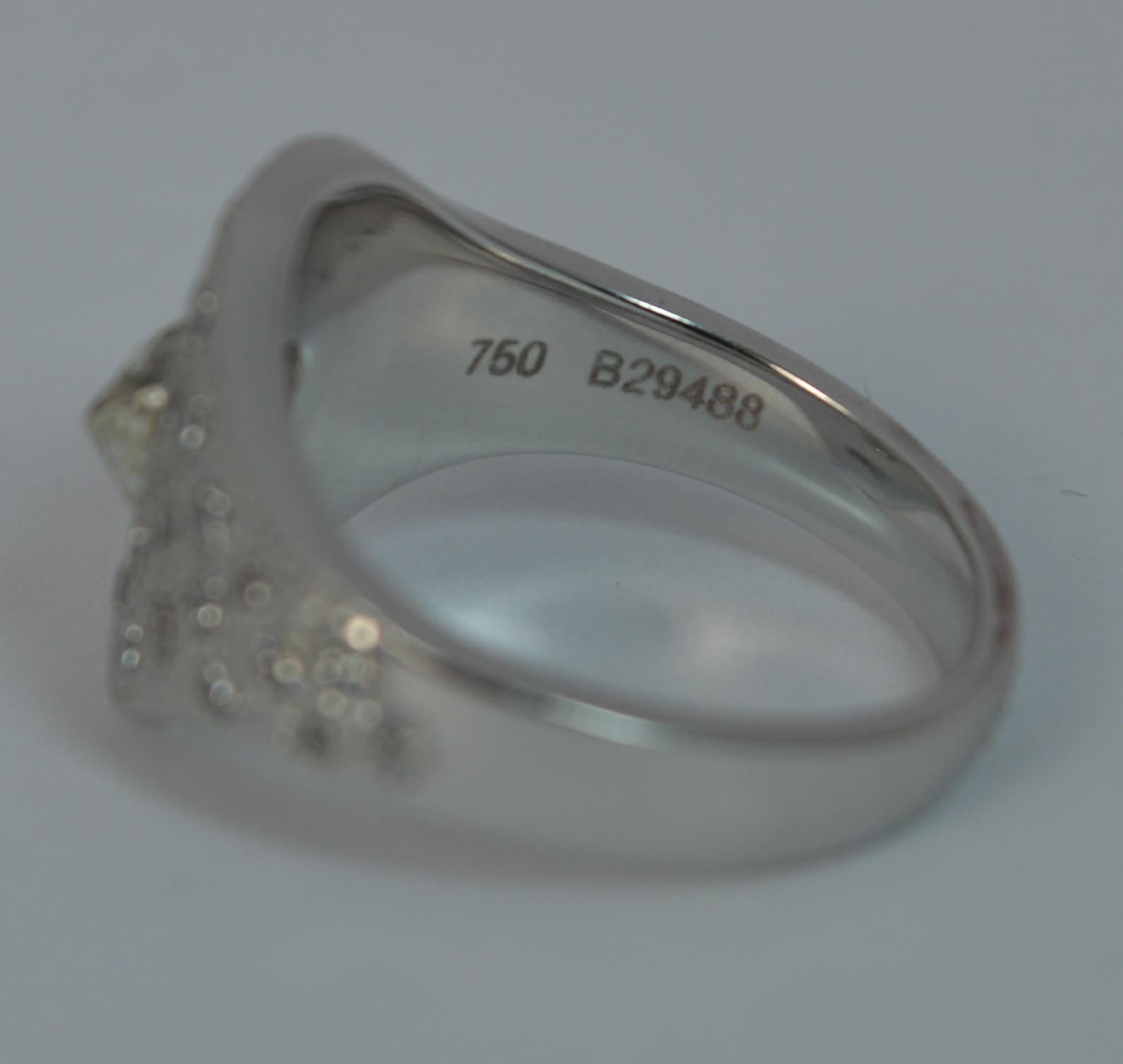 De Beers Designer Talisman 1.00 Carat Diamond Cluster 18 Carat White Gold Ring 4