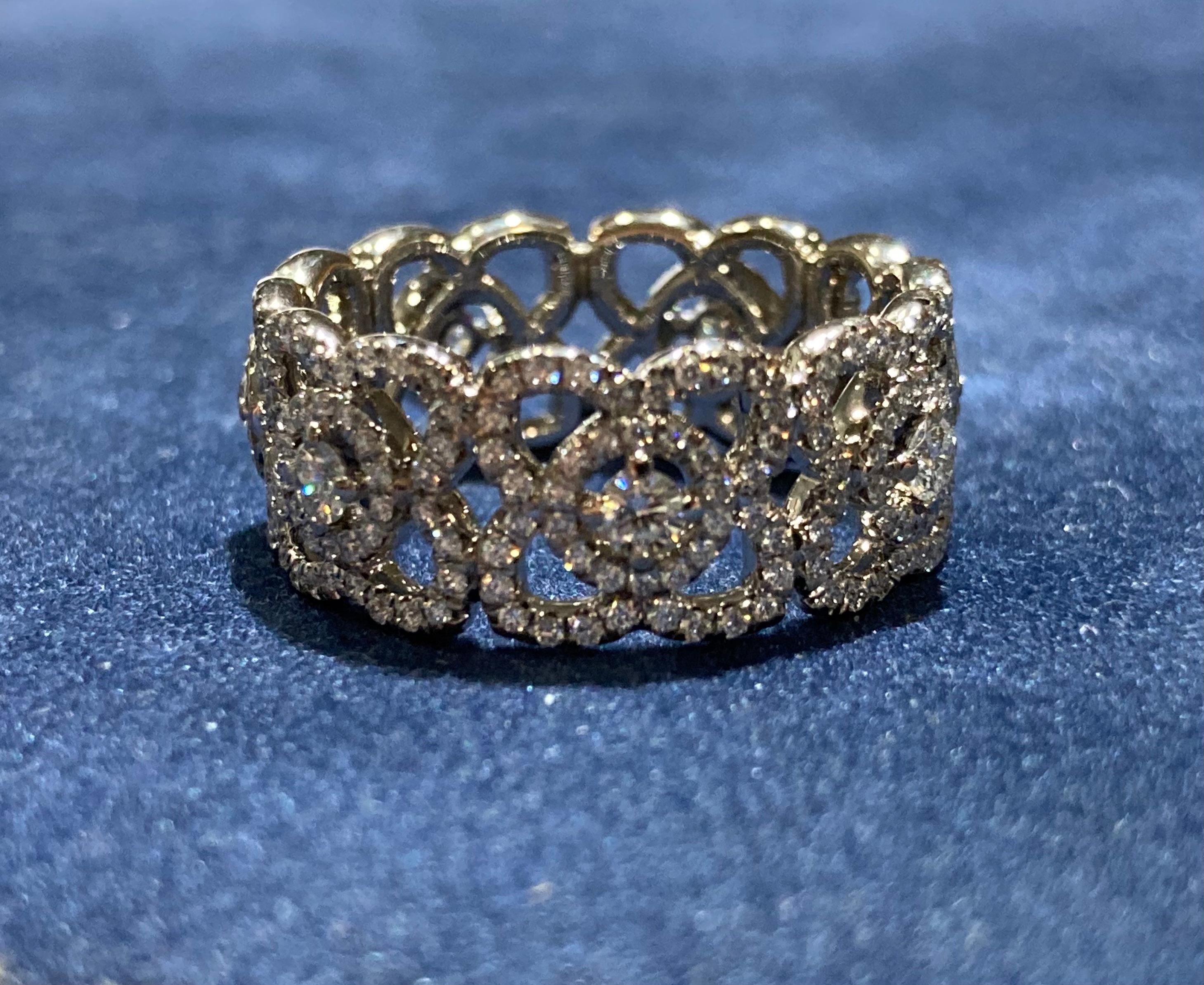 Modern De Beers Enchanted Lotus Diamond Band For Sale