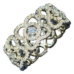 De Beers Enchanted Lotus Diamond Band