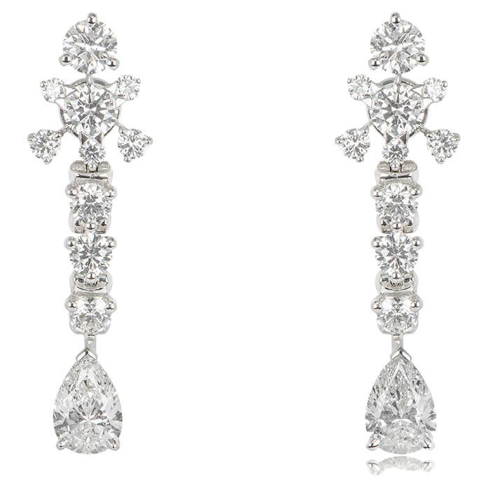 De Beers Platinum Diamond Lea Dangle Earrings E102134