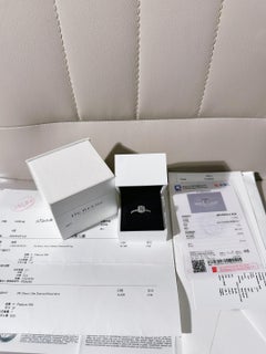 De Beers Platin-Ring mit luxuriösem Halo-Setting und einem Diamanten im Cushion-Schliff von 1 Karat