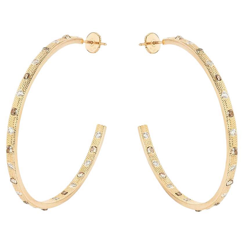 Orecchini a cerchio con talismano in oro rosa De Beers E103360 in vendita