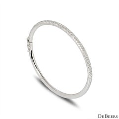 De Beers Bracelet jonc classique à trois rangées de diamants en or blanc B102120