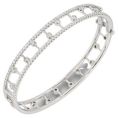 De Beers White Gold Diamond Dewdrop Bangle B102147