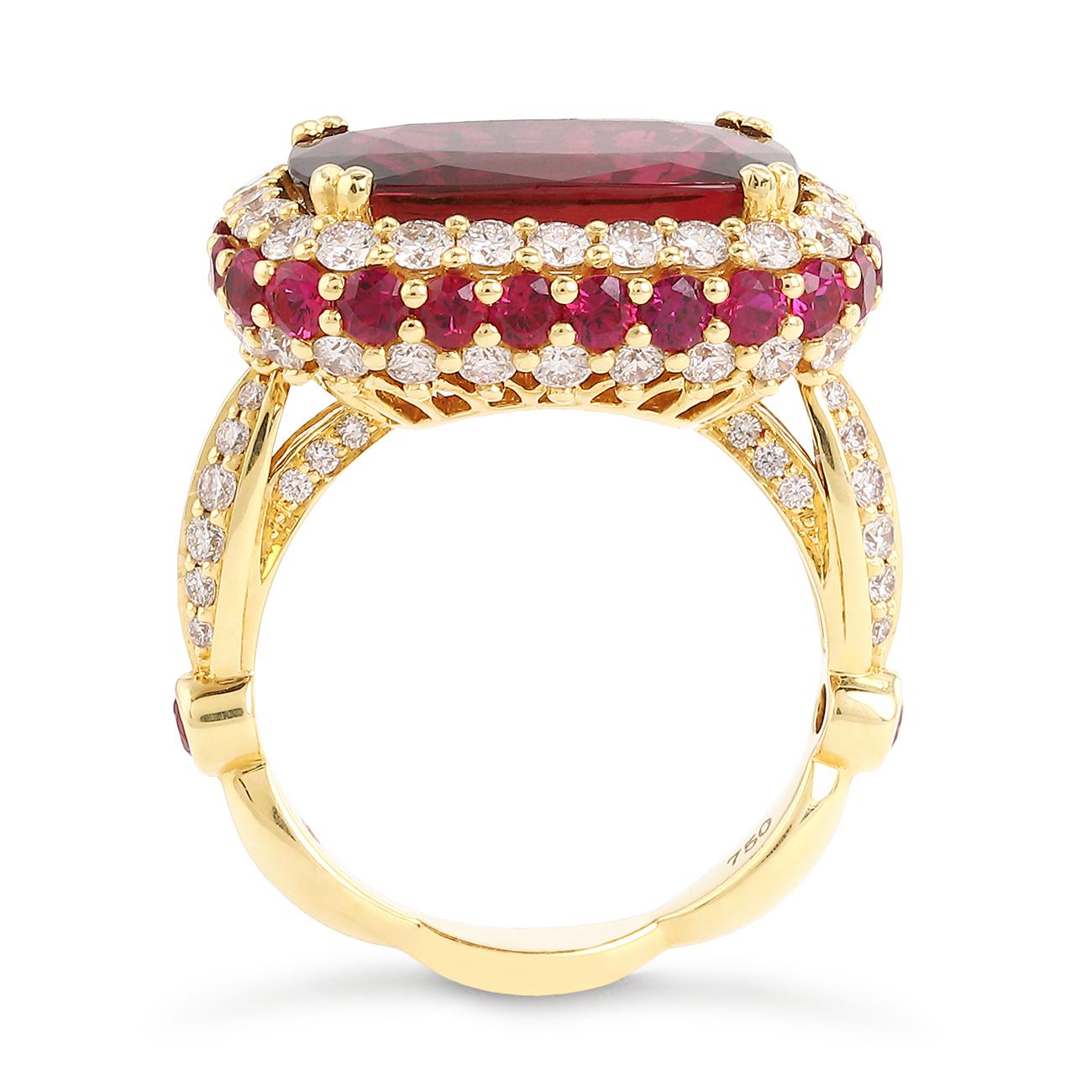 East-west is when this magnificent ruby is placed in an unusual way- horizontal. This gives the ruby a modern and unique look. Meticulously hand-crafted in 18K yellow gold. The natural gem is surrounded by a row of brilliant diamonds. The under