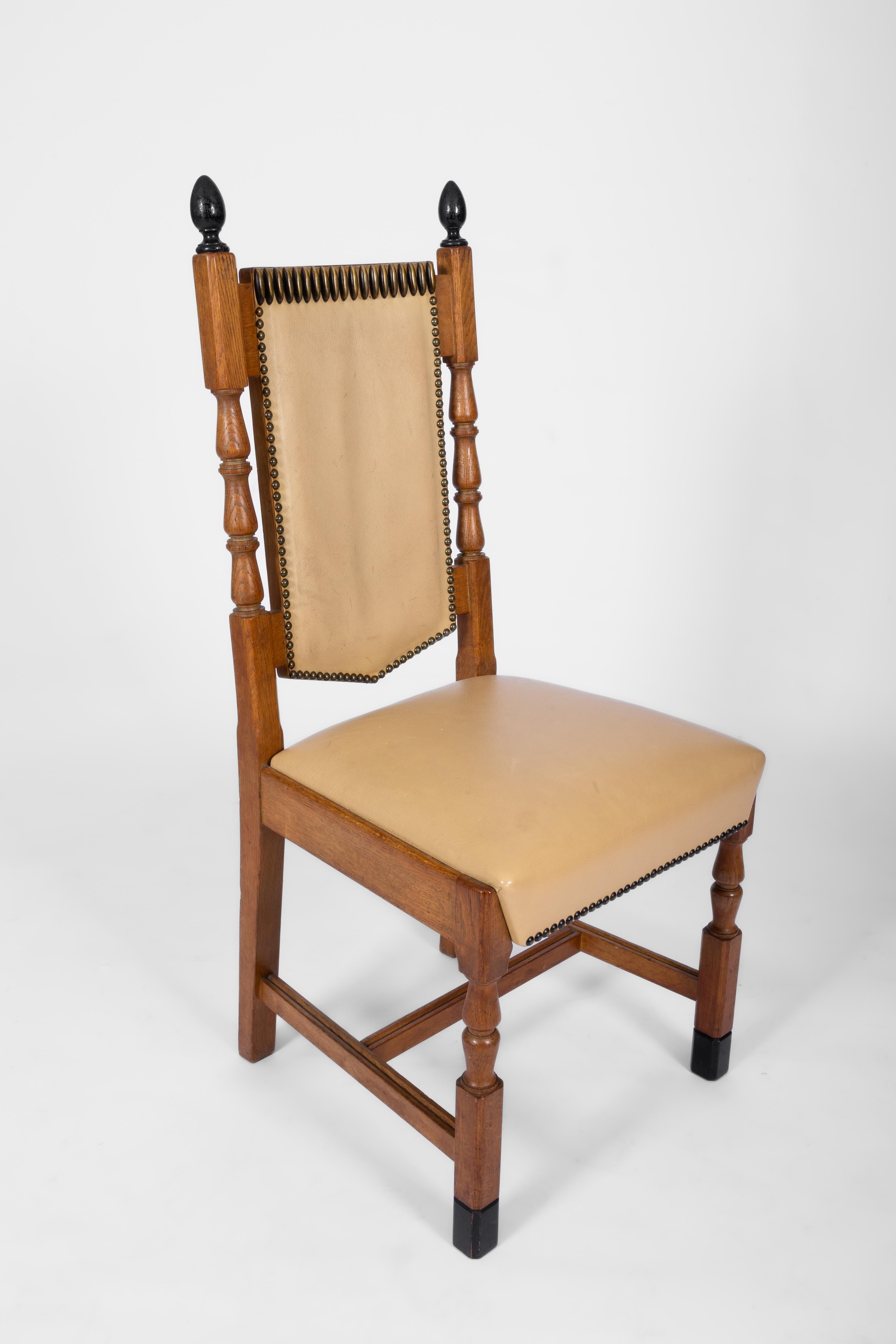 De Coene

6 exceptional neo-classical dining chairs by De Coene.
The great belgian manufacturer from Kortrijk.
Known for their high quality products and refined designs.

Period: +/- 1955
These chairs made in oakwood with intersting details:
black