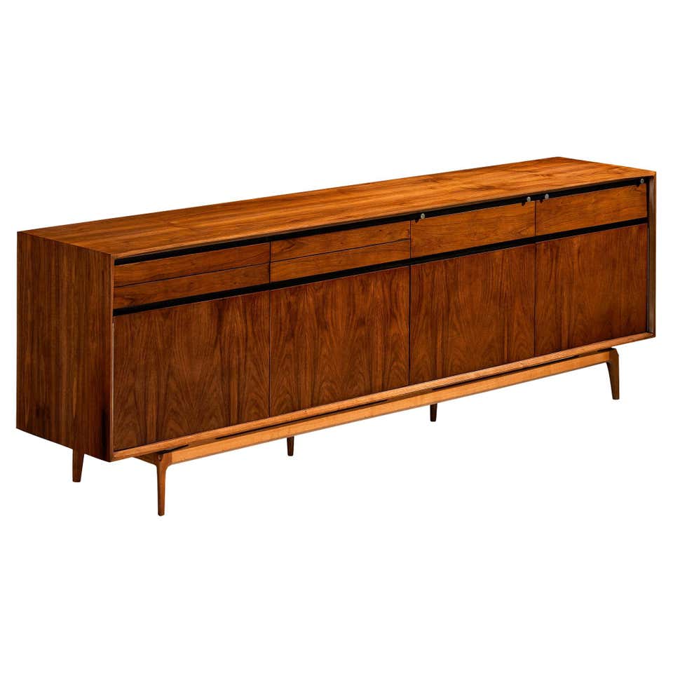 Gio Ponti Classic 3 Door Credenza in Walnut 1950s For Sale at 1stDibs