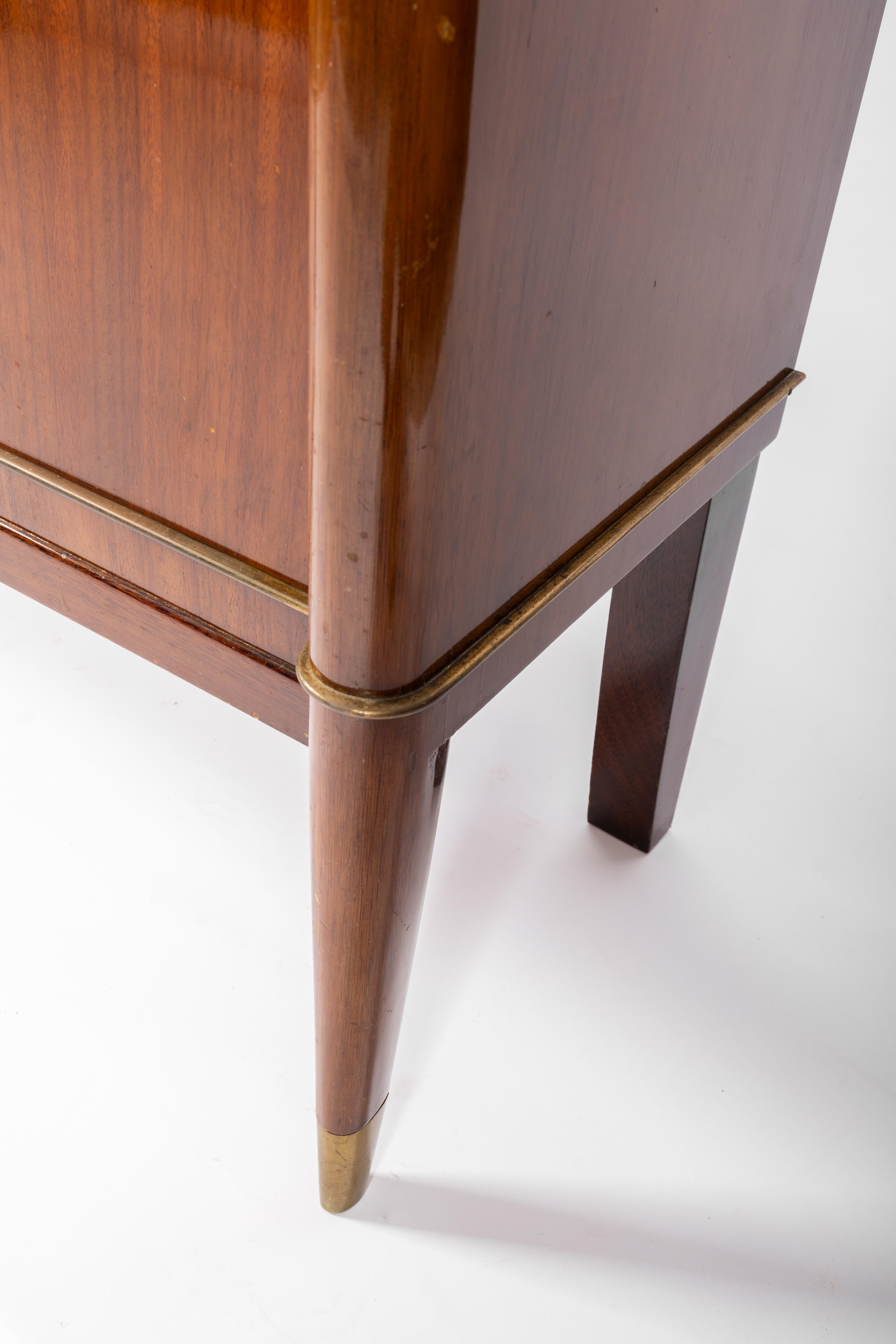 Neoclassical De Coene Kortrijk: high bar cabinet 