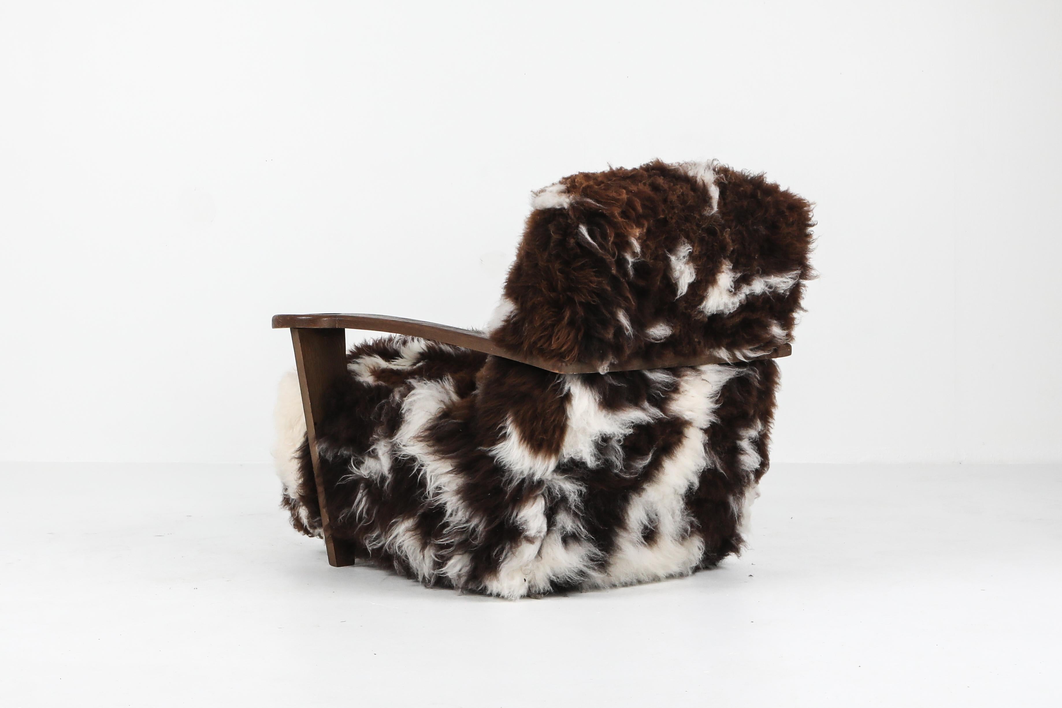 De Coene Lounge Chair in Sheep Wool In Good Condition In Antwerp, BE