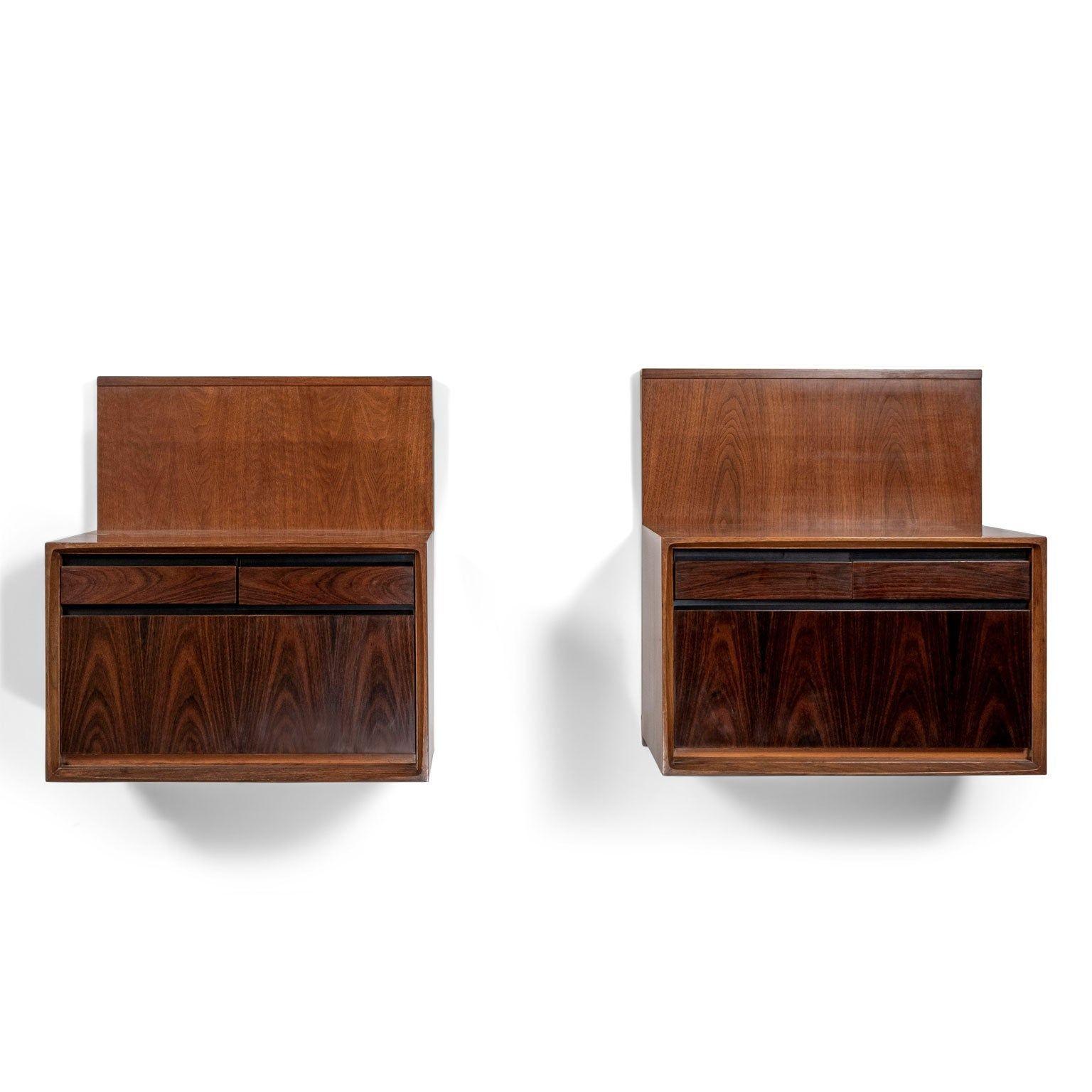 De Coene Wall-Mounted Bedside Table in Walnut and Rosewood For Sale 4
