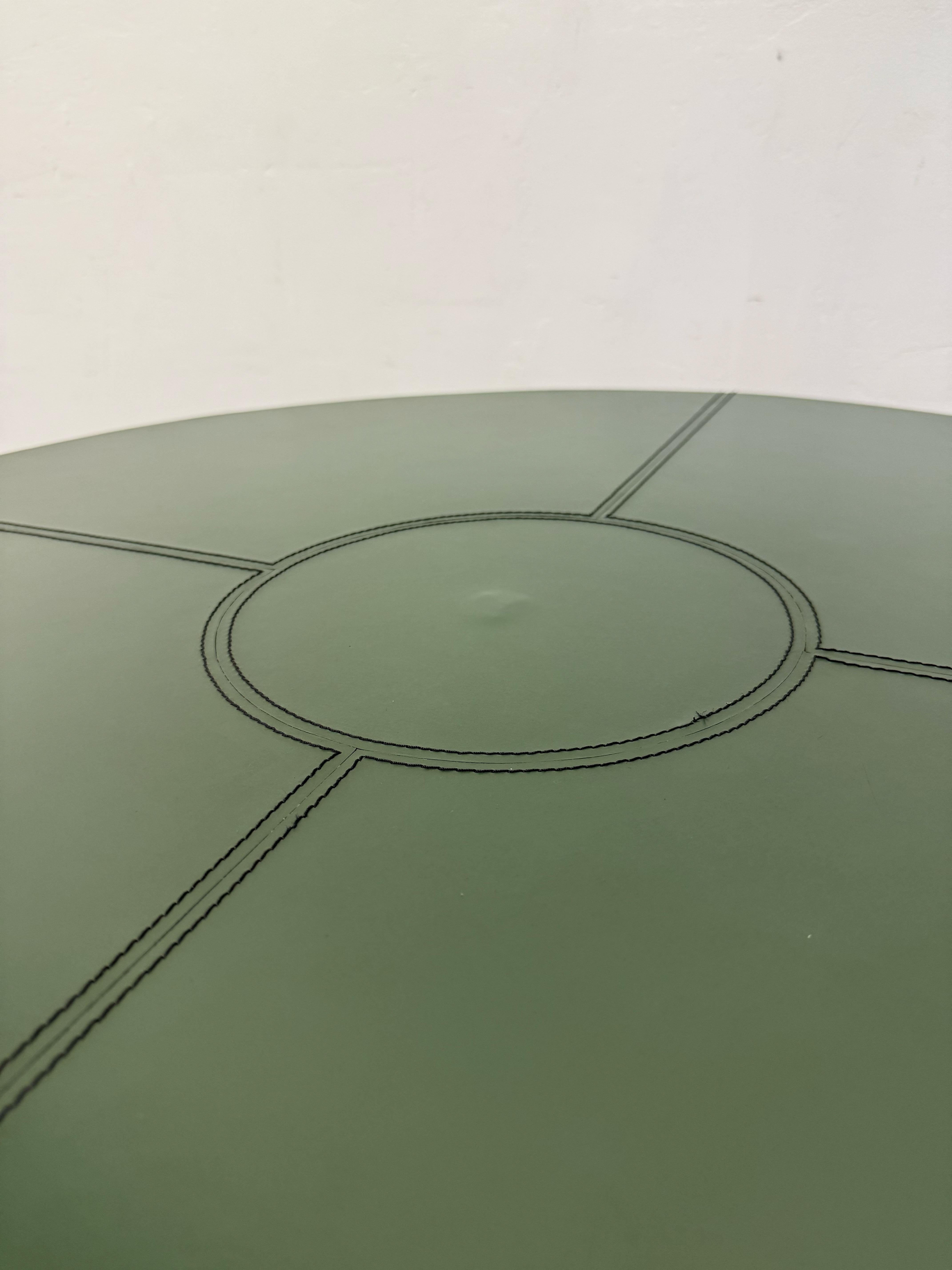 De Couro Brazil Hunter Green Leather table de salle à manger ou de jeu, années 1980 en vente 7