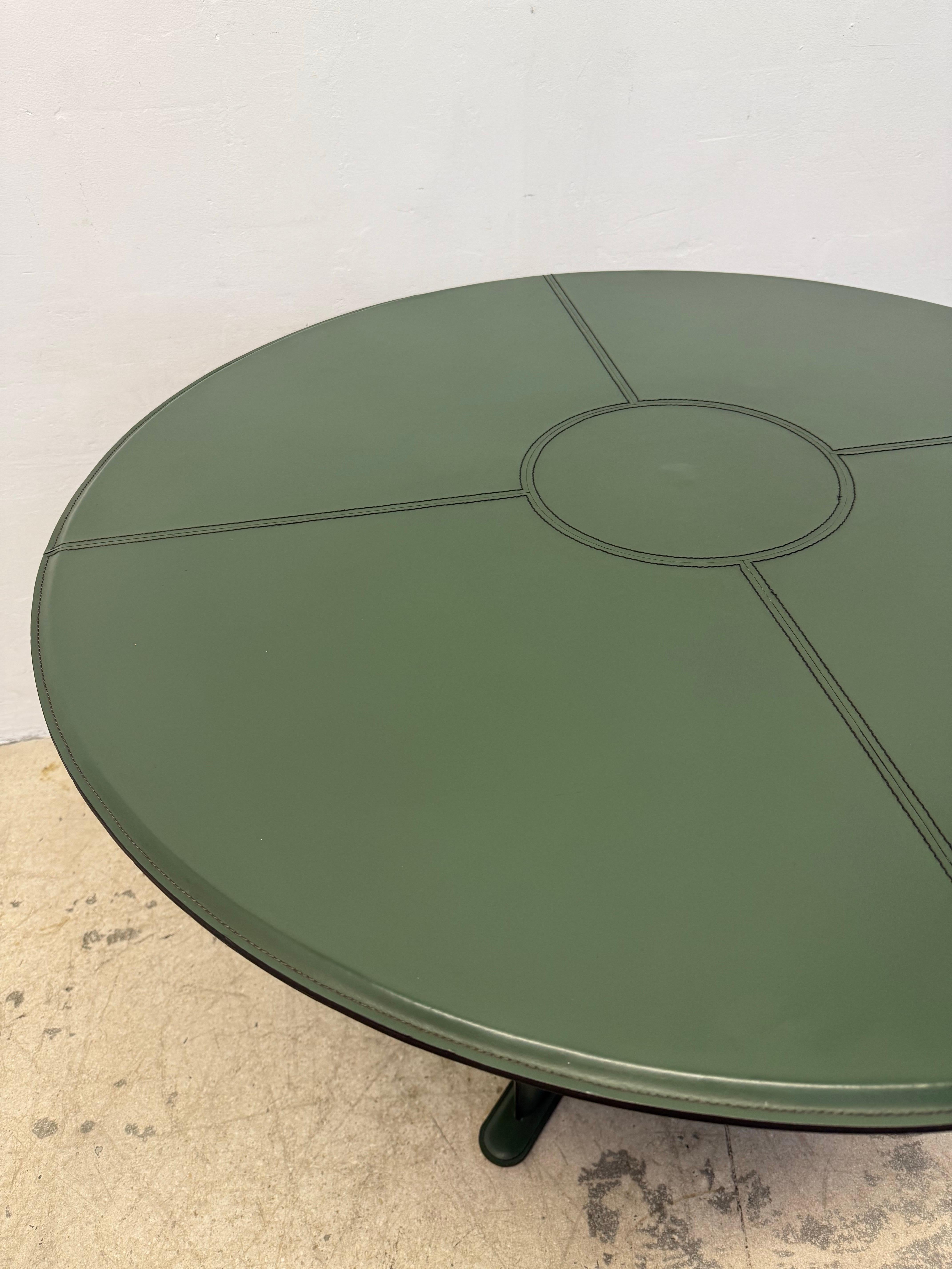 De Couro Brazil Hunter Green Leather table de salle à manger ou de jeu, années 1980 en vente 2