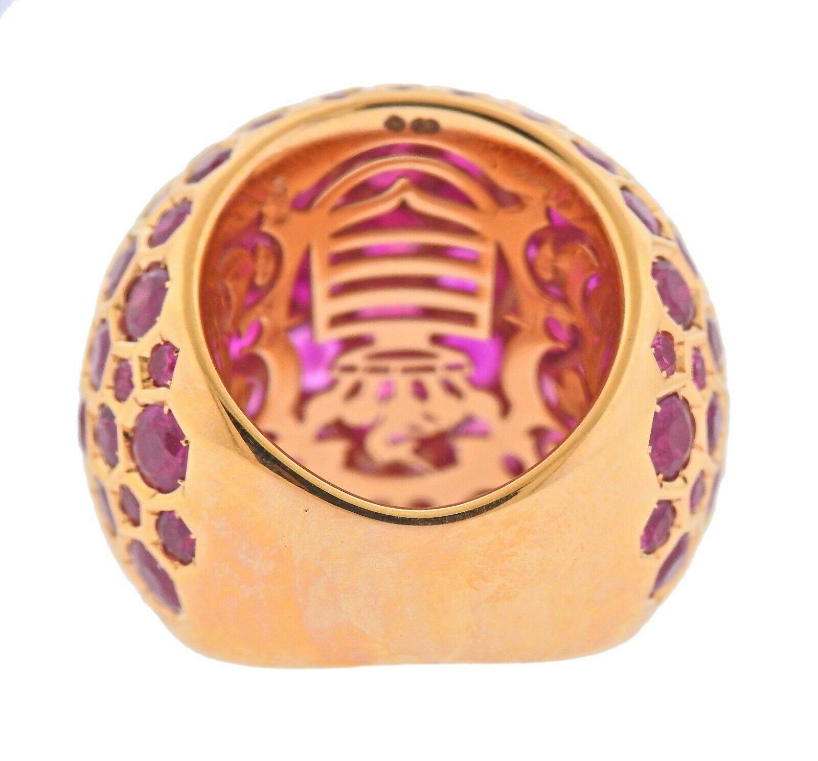 De Grisogono 14.95 Carat Pink Fuchsia Sapphire Gold Dome Ring In New Condition For Sale In Lambertville, NJ