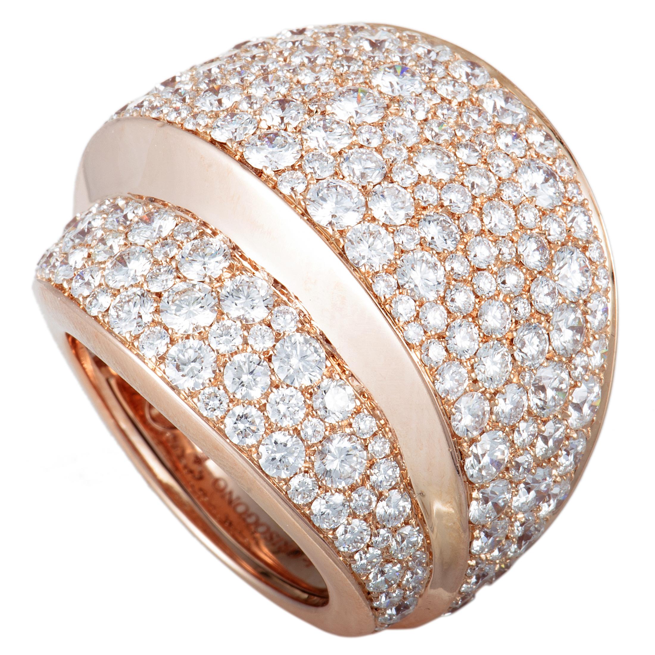 If you are looking for a jewelry piece that exudes the very essence of refined extravagance then this fabulous ring is a perfect choice. Wonderfully designed by de Grisogono, the ring is exquisitely crafted from enchantingly radiant 18K rose gold