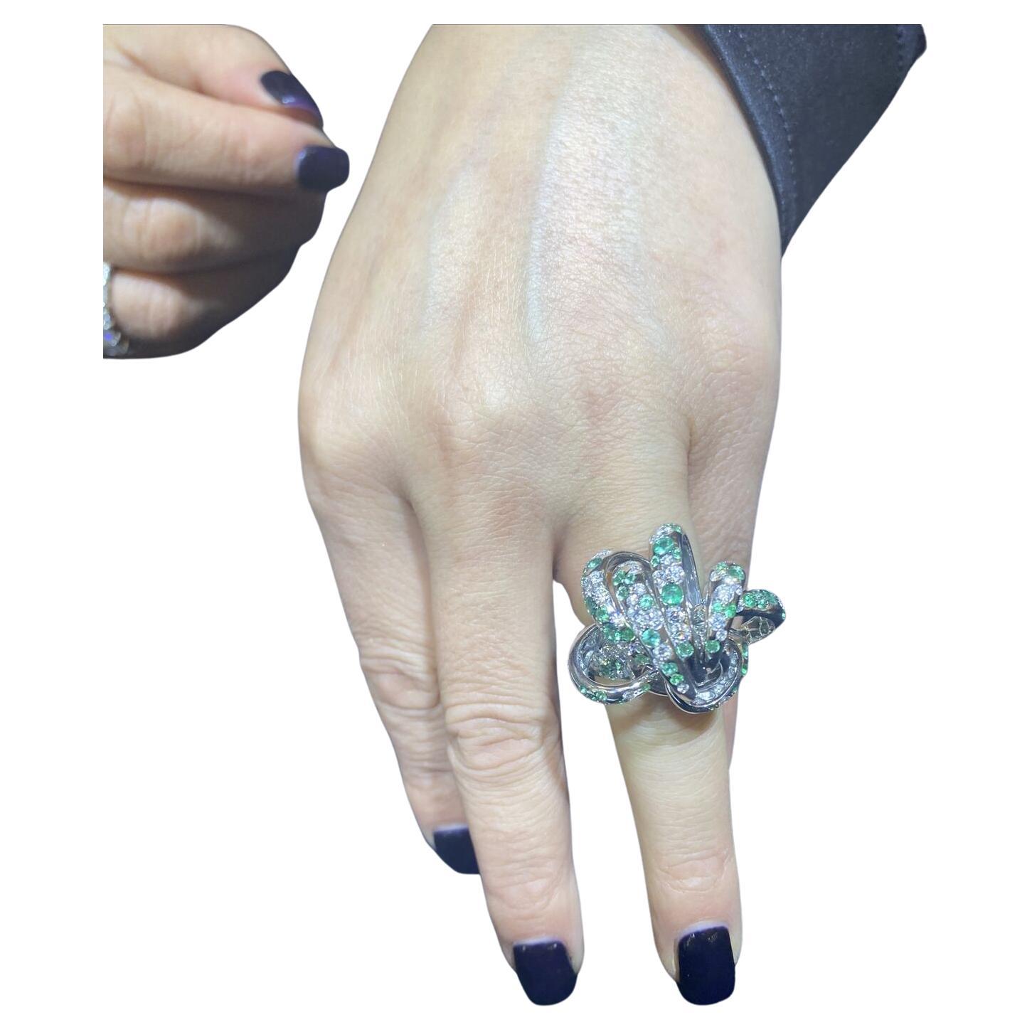 De GRISOGONO 18KT White Gold Diamond Emerald Cantene Ring  For Sale