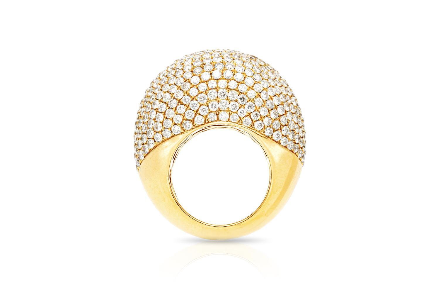 De Grisogono 8.01 Carat Diamond Bombe Ring In Good Condition For Sale In New York, NY
