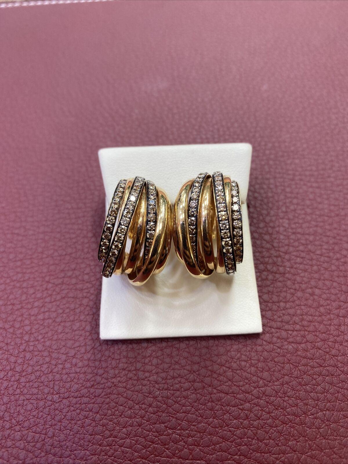 De Grisogono Allegra 18k Rose Gold Brown Diamond Earrings W/ COA


Retail for these $21,000


Comes with de GRISIGONO Certificate if Authenticity


Reference 14001/16