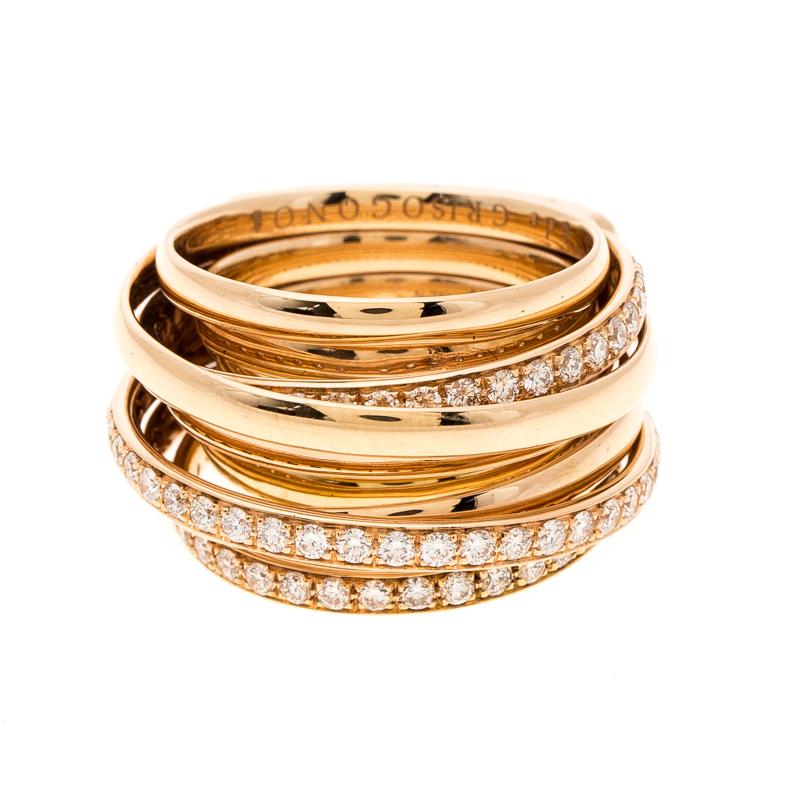 De Grisogono's Allegra collection derives its namesake from founder Fawaz Gruosi's oldest daughter and is a line that celebrates the bond of love between two souls. This cocktail ring conceptualised on the same lines has been styled with chic