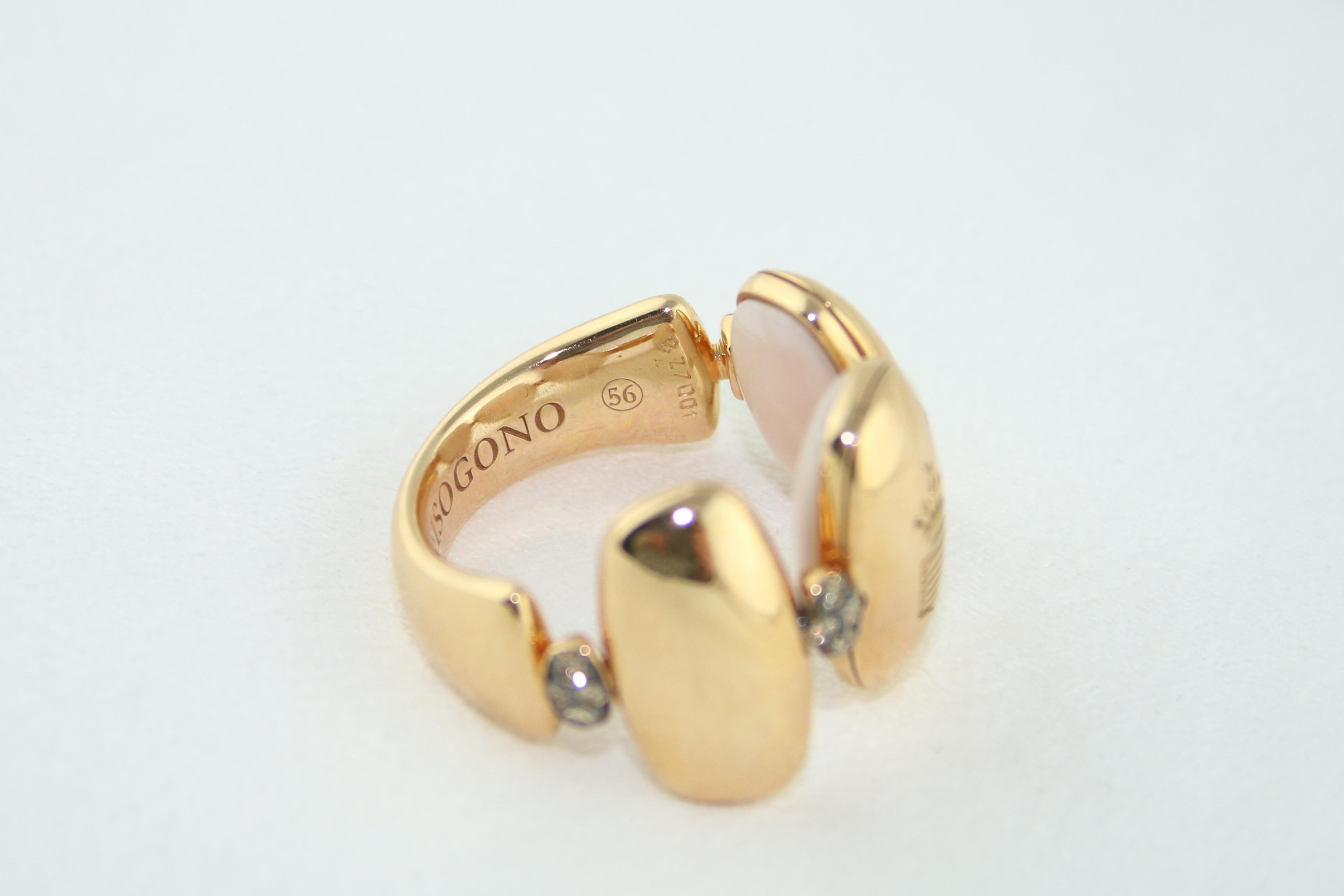 Goldring mit Koralle und Diamant von de Grisogono im Zustand „Neu“ in New York, NY