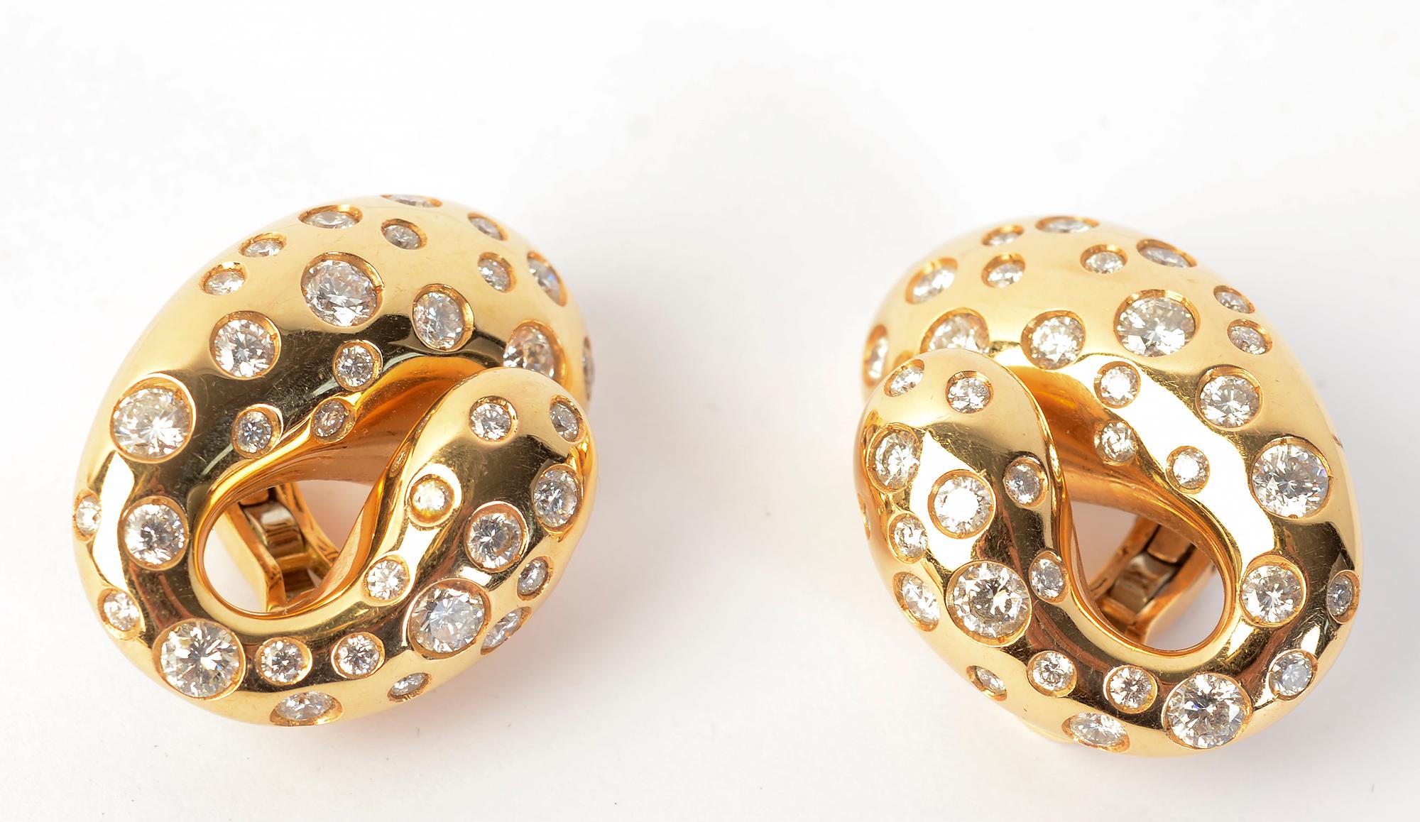 Contemporary de Grisogono Gold and Diamond Earrings