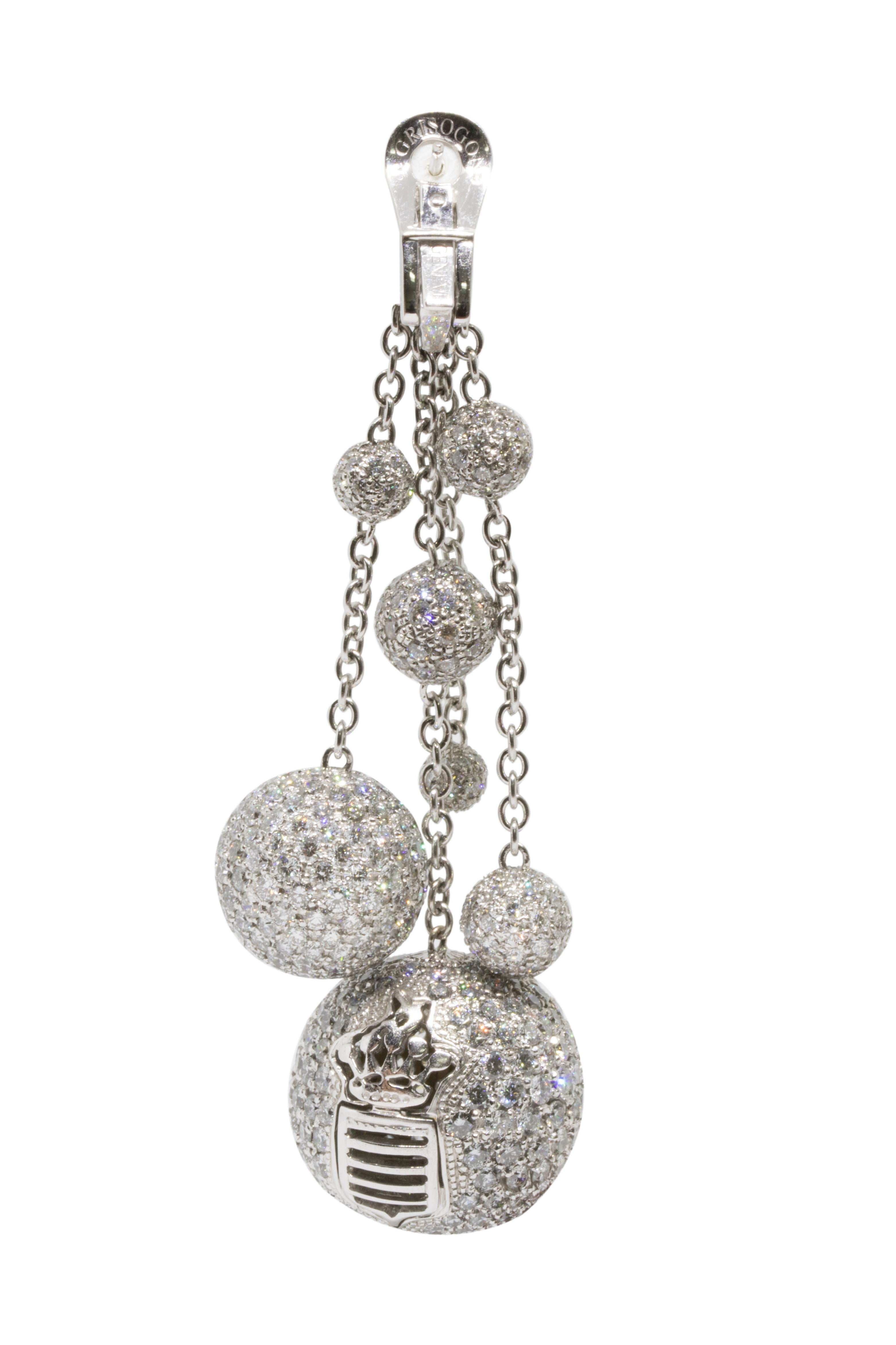 de GRISOGONO Jewelry Boule Collection Earrings w/ White Gold
•	Pink gold: 55.50 gr 
•	1448 white diamonds: 33.50 ct
