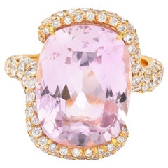 De Grisogono Kunzite Pavé Diamond 18 Karat Rose Gold Bypass Gemstone Ring