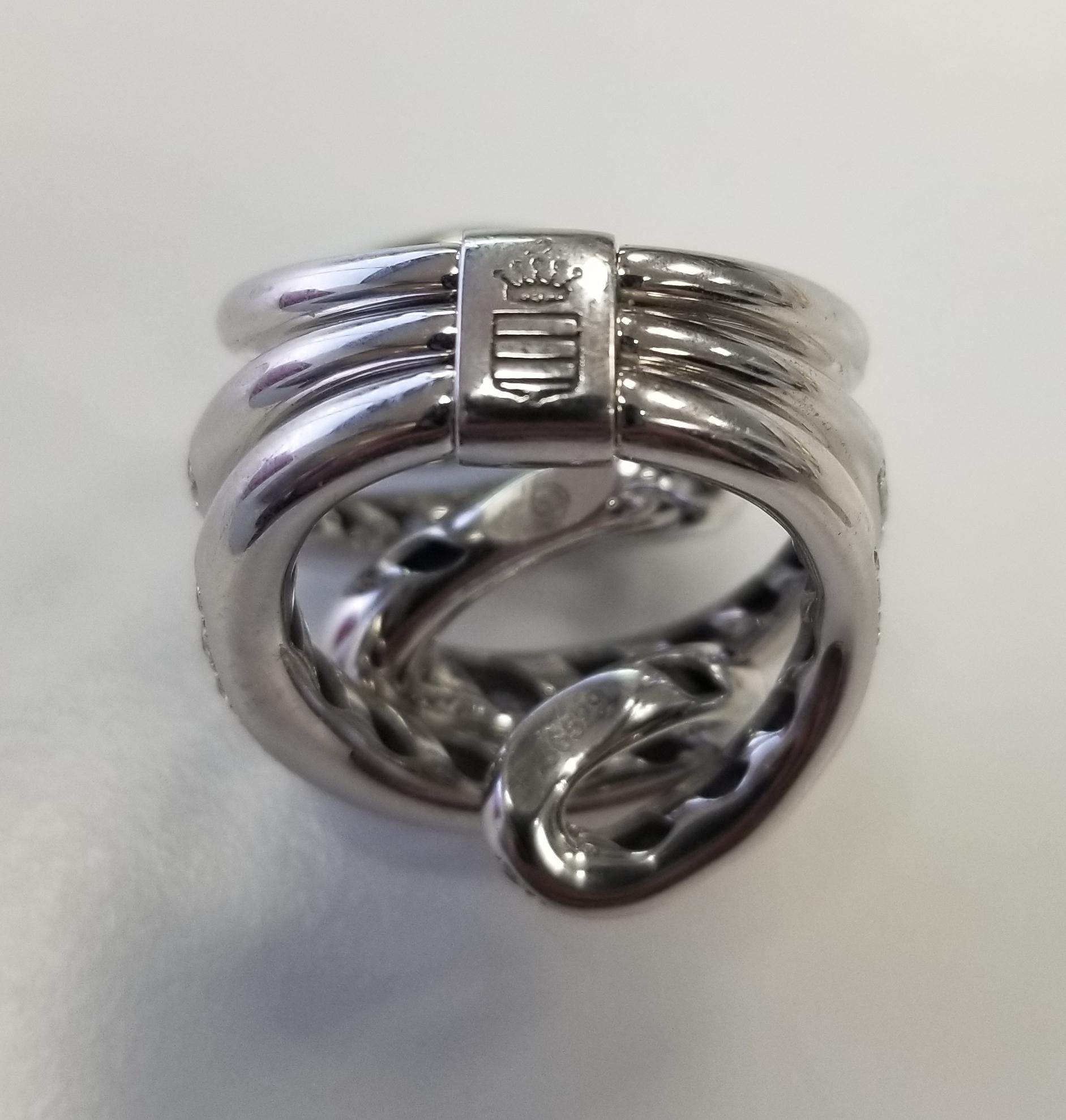 De Grisogono Nouvelle Vortice Collection 18 Karat Diamond Cocktail Ring In Excellent Condition In Los Angeles, CA