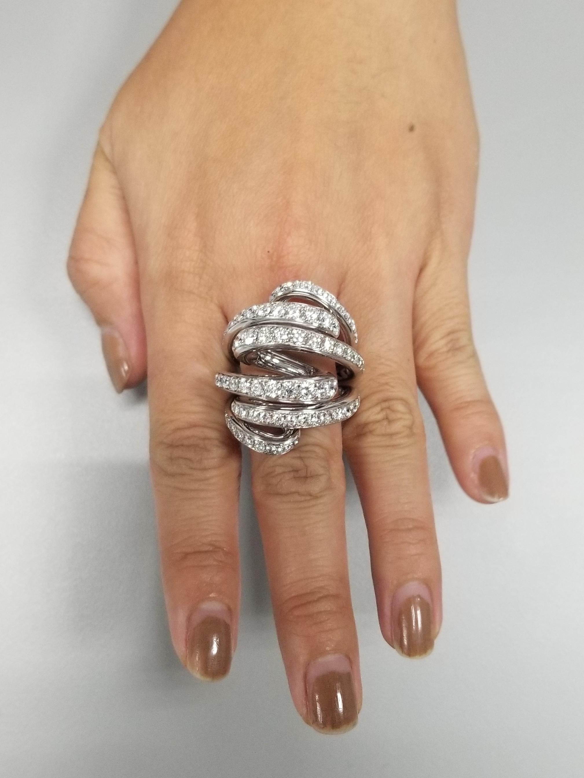 De Grisogono Nouvelle Vortice Collection 18 Karat Diamond Cocktail Ring 2