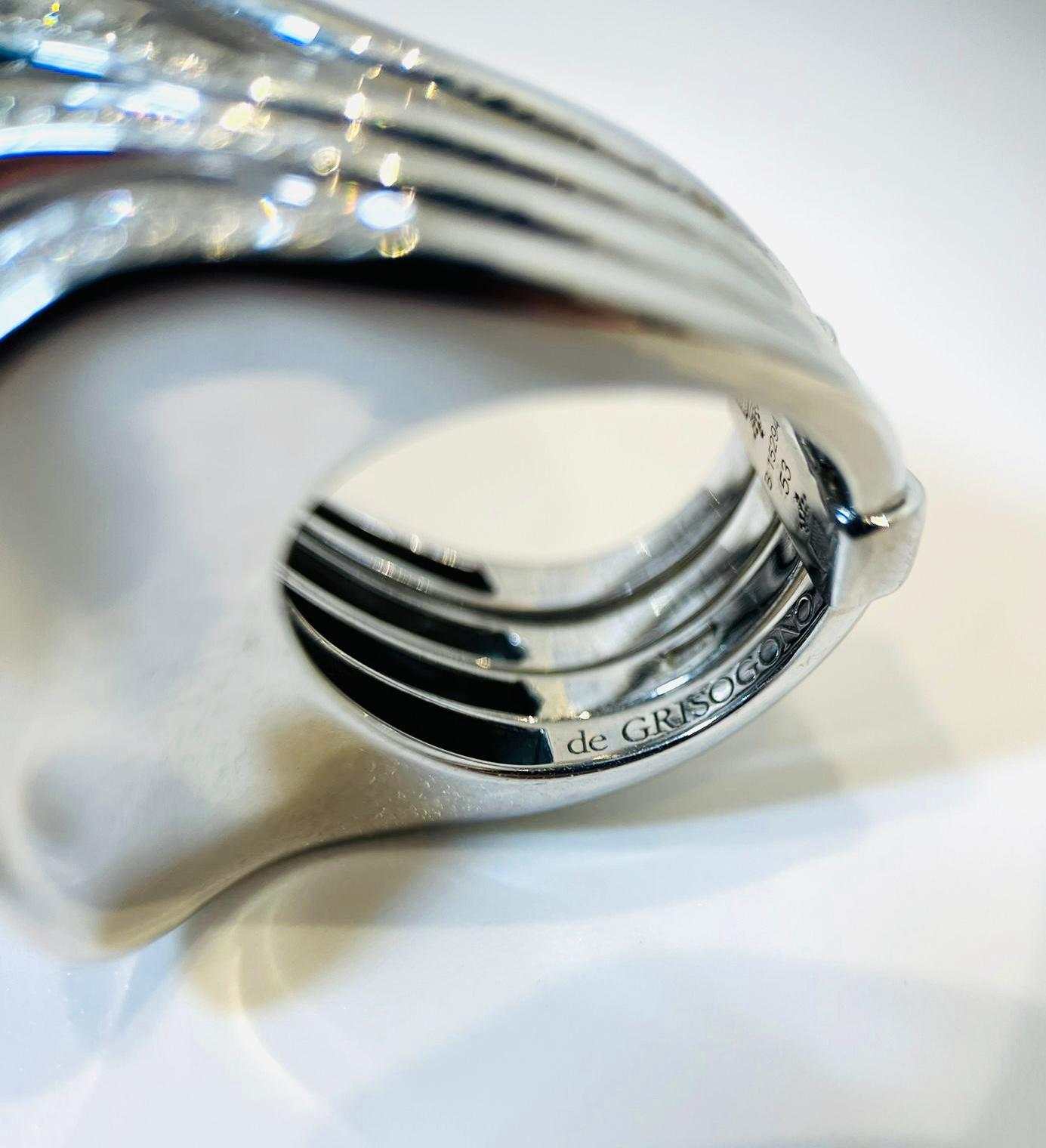 De Grisogono 'Onde' Ring in 18k White Gold With Brilliant Cut Diamonds For Sale 4