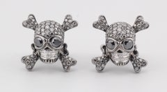 de GRISOGONO Gemelli con teschio e ossa incrociate in oro bianco 18 carati e diamanti neri