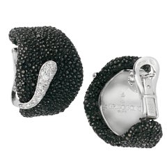 Pendientes de oro blanco con diamantes raya De Grisogono