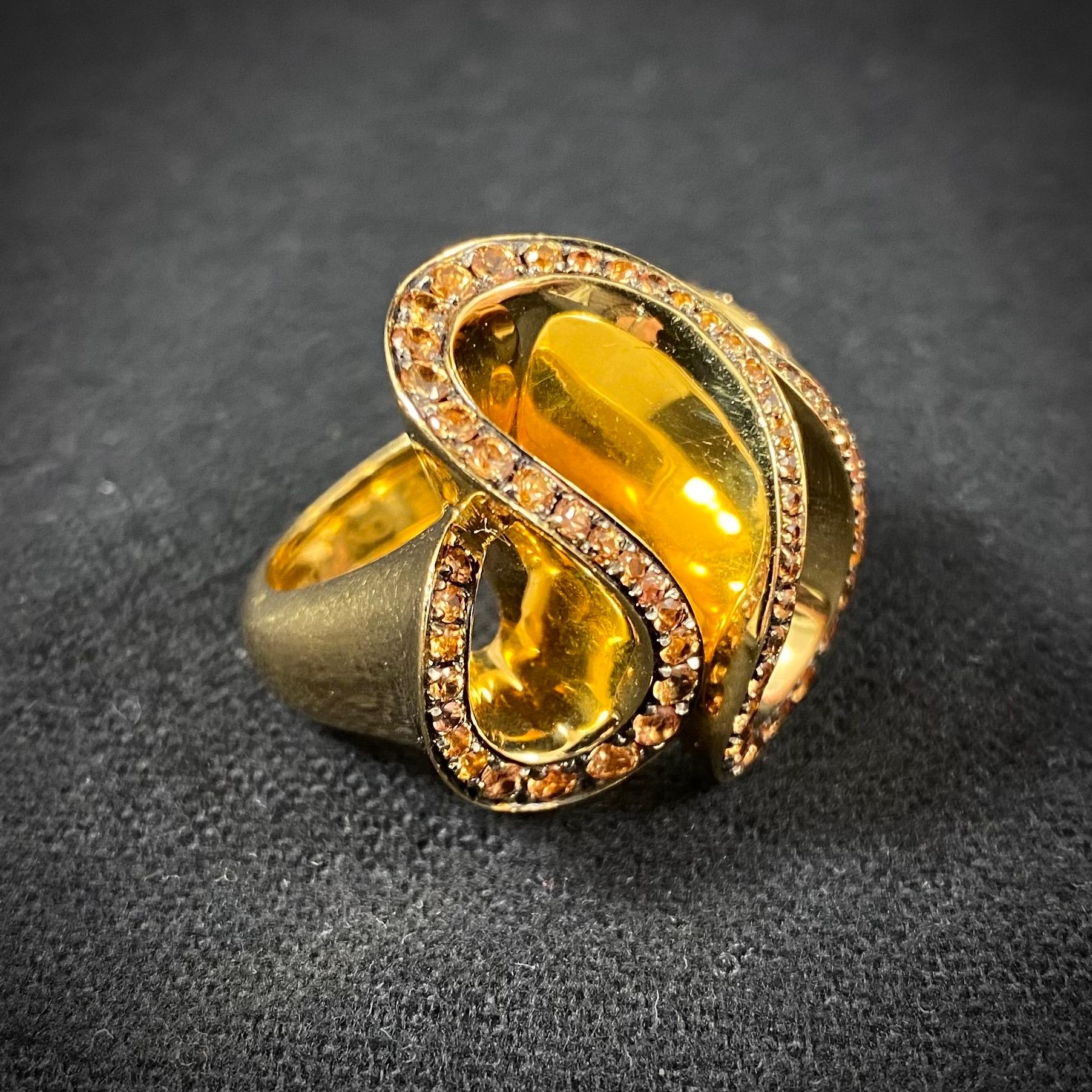 de GRISOGONO Zingana Round Yellow Sapphire Abstract Cocktail Ring Yellow Gold For Sale 9