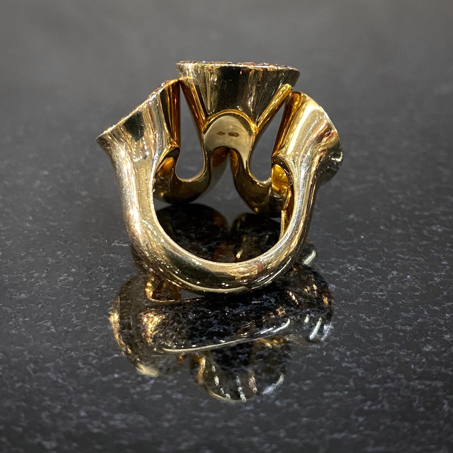 Abstrakter Cocktailring Gelbgold von de GRISOGONO Zingana mit rundem gelbem Saphir (Moderne)
