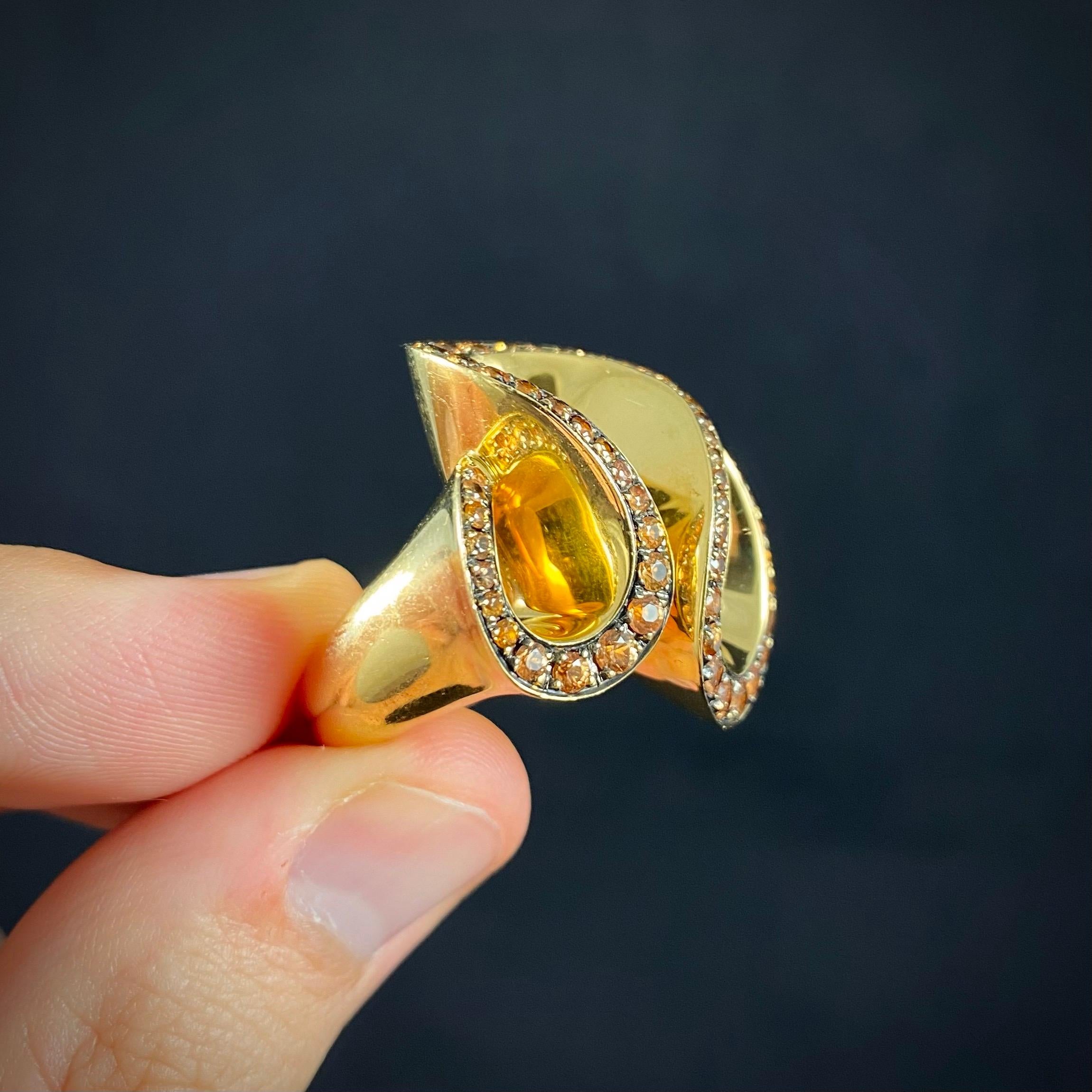 Abstrakter Cocktailring Gelbgold von de GRISOGONO Zingana mit rundem gelbem Saphir 1