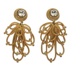 Gianni De Liguoro 1980 Boucles d'oreilles pendantes chandelier en maille d'or et strass