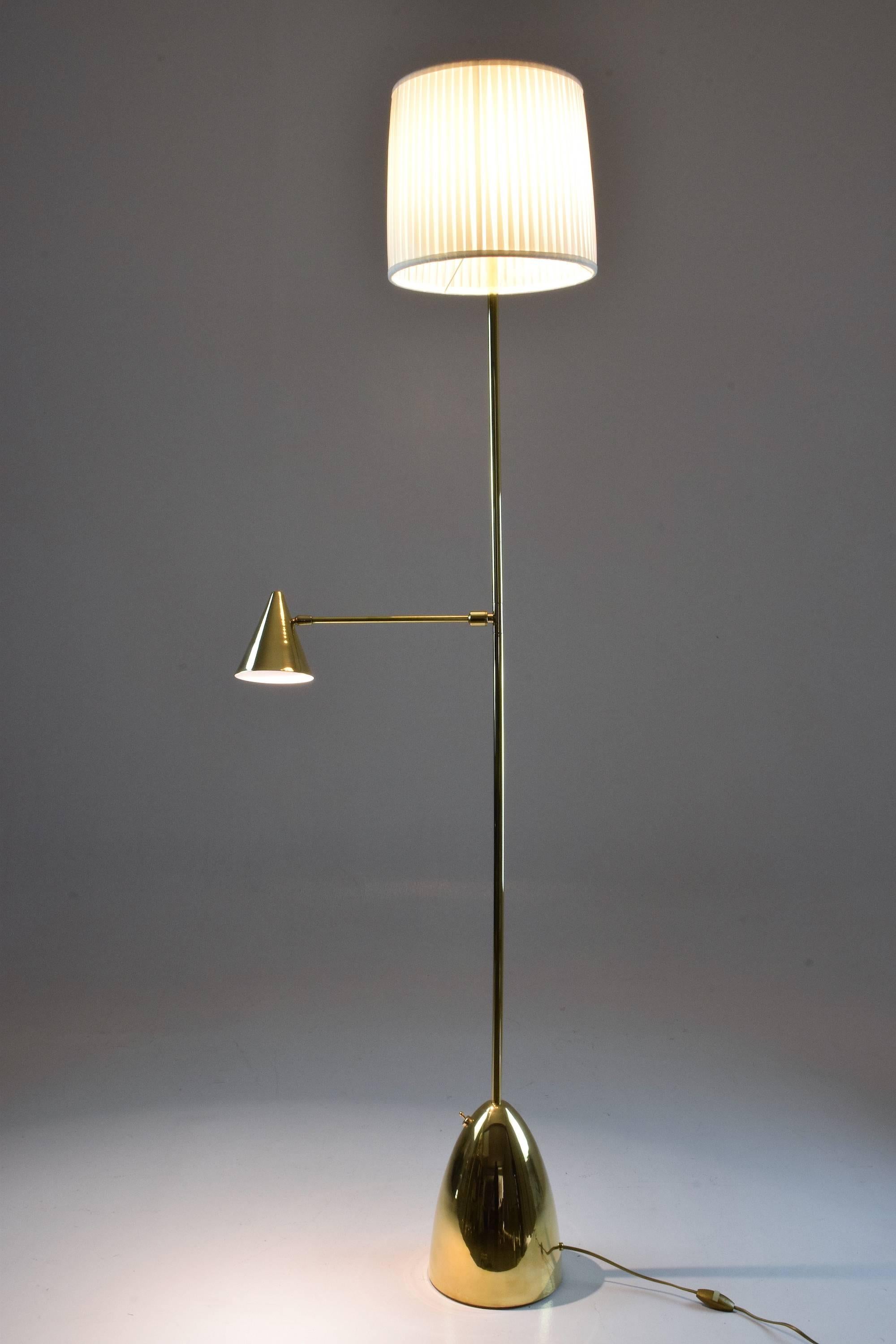 Portuguese De-Light F1 Contemporary Double Light Brass Floor Lamp, Flow Collection For Sale