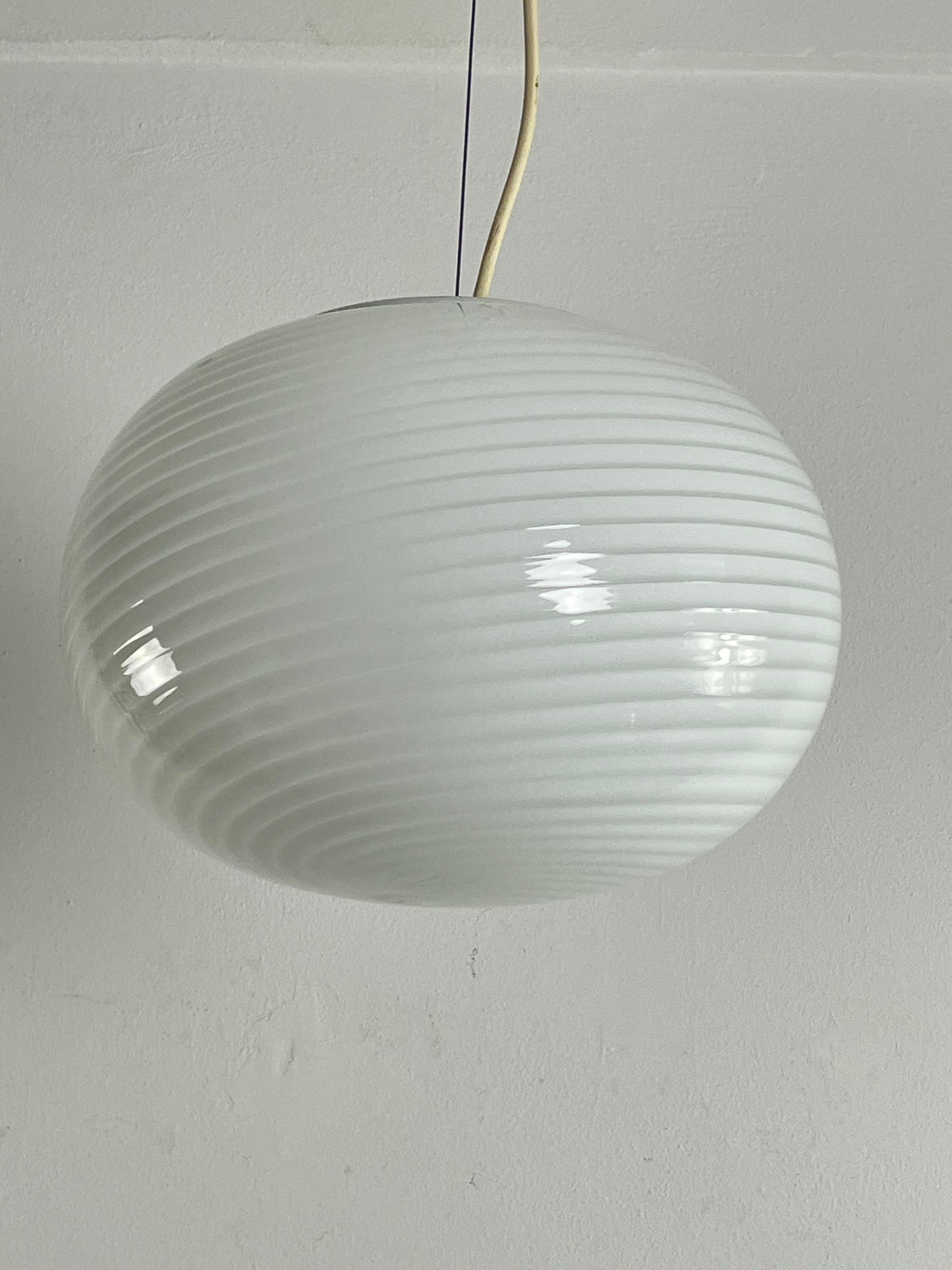 De Majo Murano Glass Spiral Pendant Lamp, 1960s In Good Condition For Sale In Palermo, IT