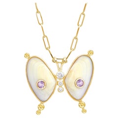 De Milo, collier papillon en or 14 carats avec diamants naturels, améthyste et coquillage