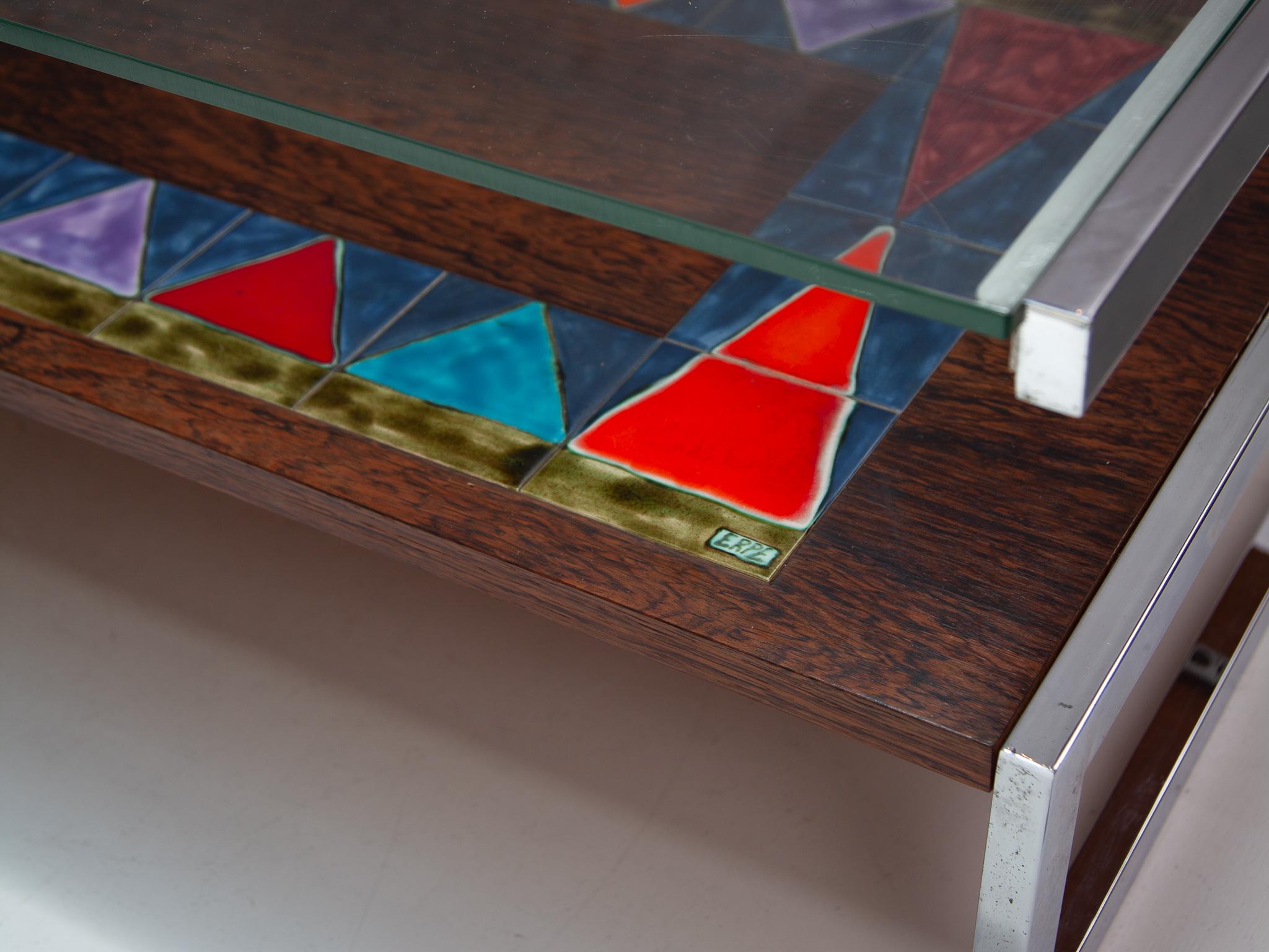 De Nisco Coffeetable with Floating Glasstop and Multi Color Tiles 1