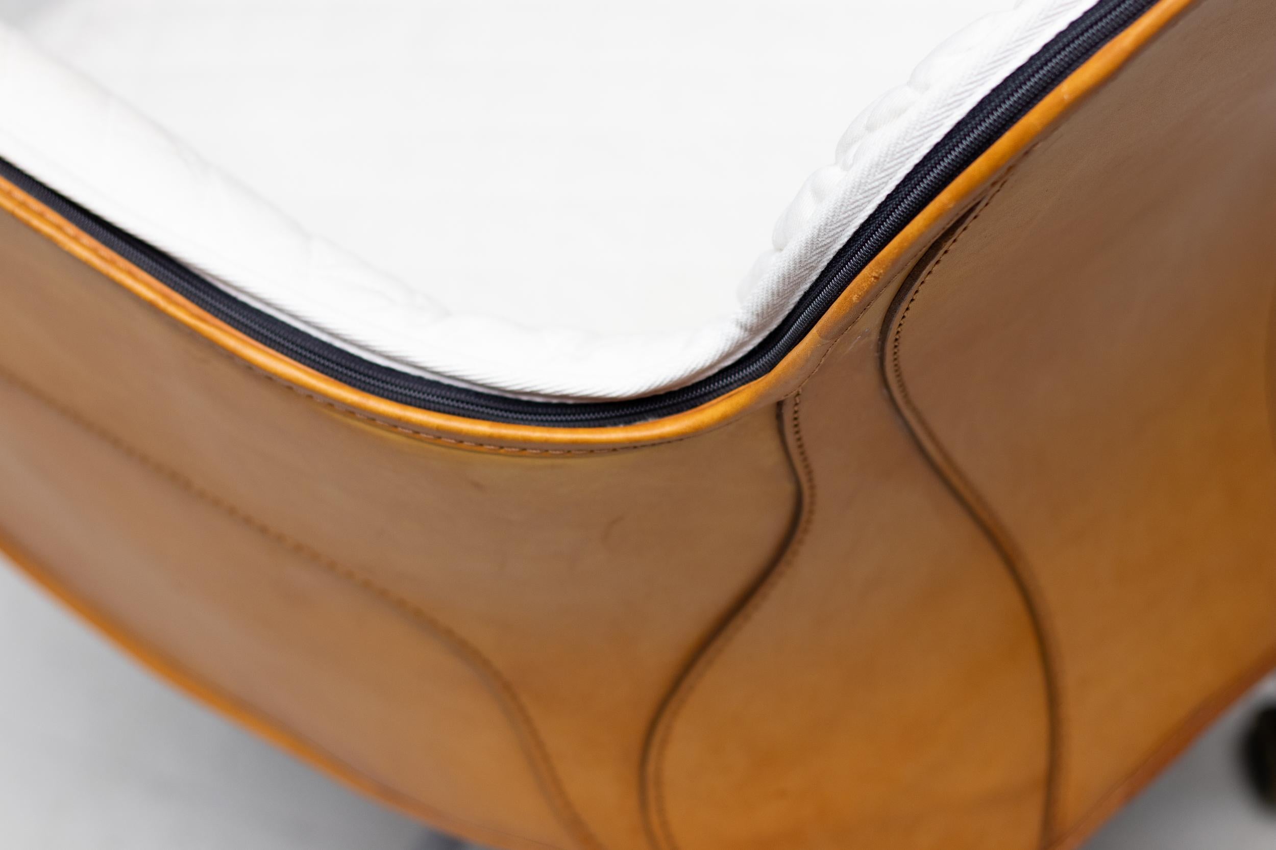 Italian De Padova Incisa Chair in Saddle Leather