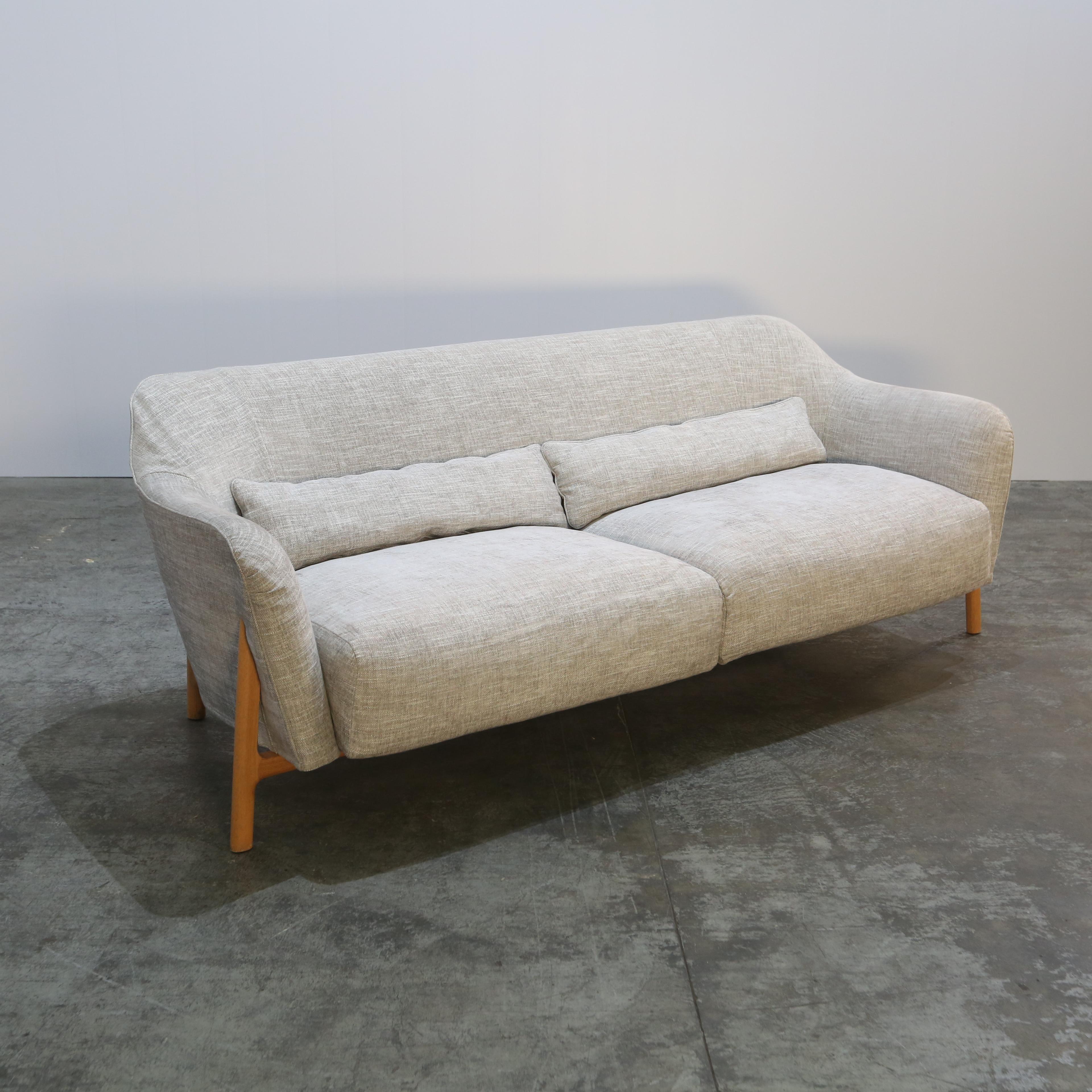 Sofá De Padova Pilotis de Philippe Nigro Italiano en venta