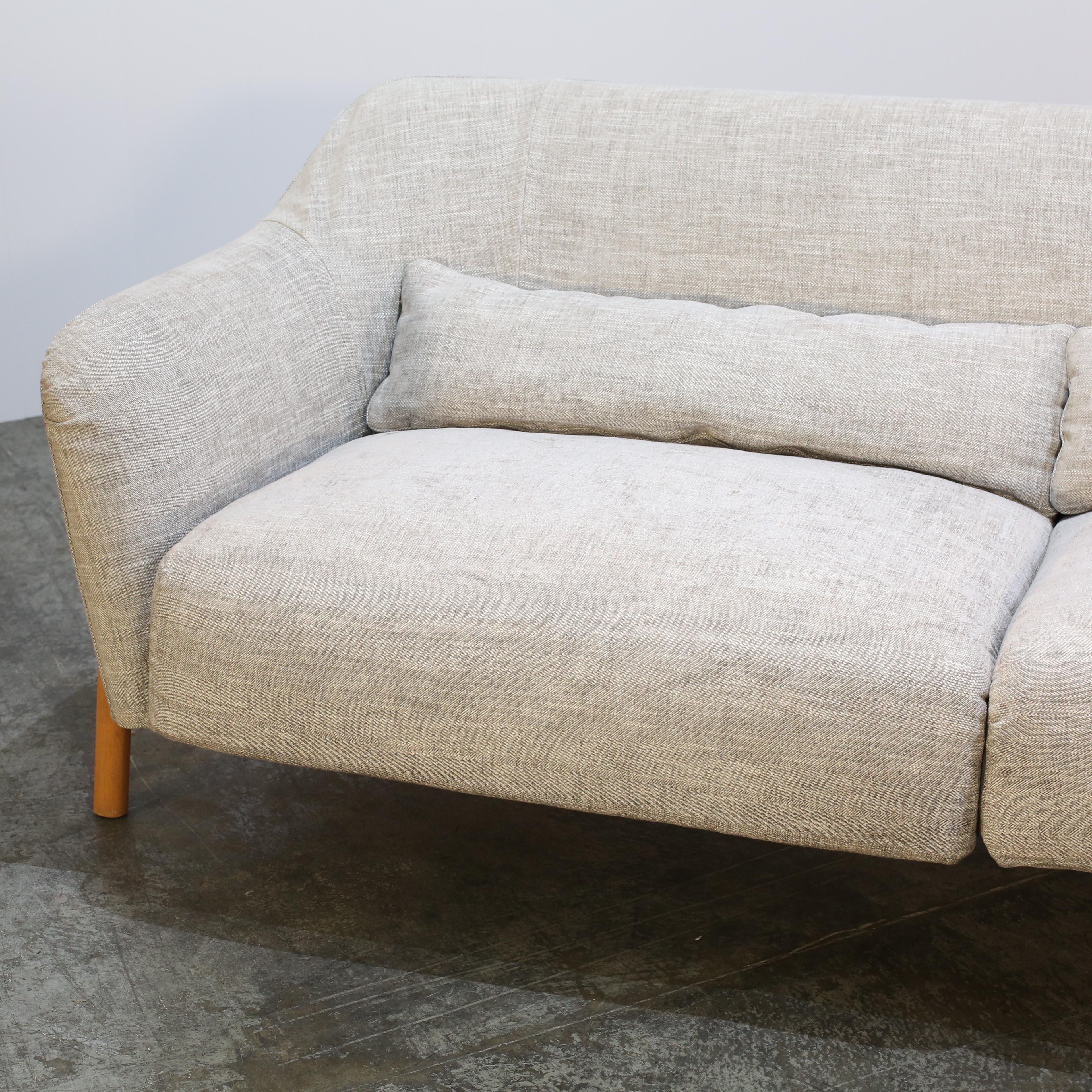Sofá De Padova Pilotis de Philippe Nigro en venta 1